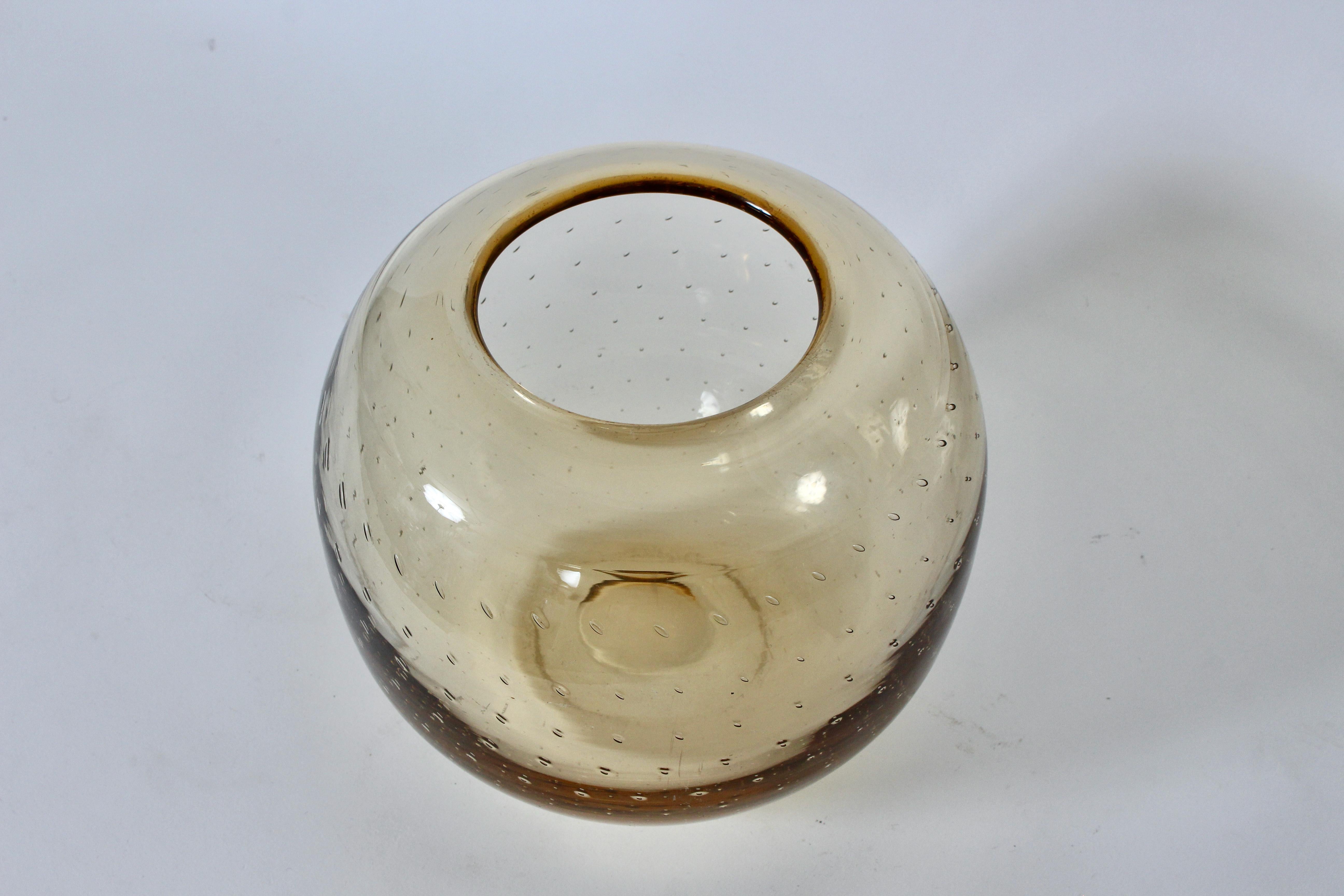 Ciotola più grande in stile Murano in ambra pallida, CIRCA 1960 in vendita 2