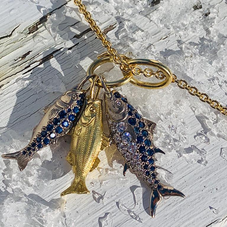Women's or Men's Larger Nantucket Striped Bass Pendant in 18 Karat Yellow Gold + Two Ring Clasp