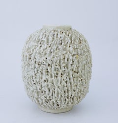 Largest Beige Hedgehog Vase, Ceramic, Gunnar Nylund Rörstrand