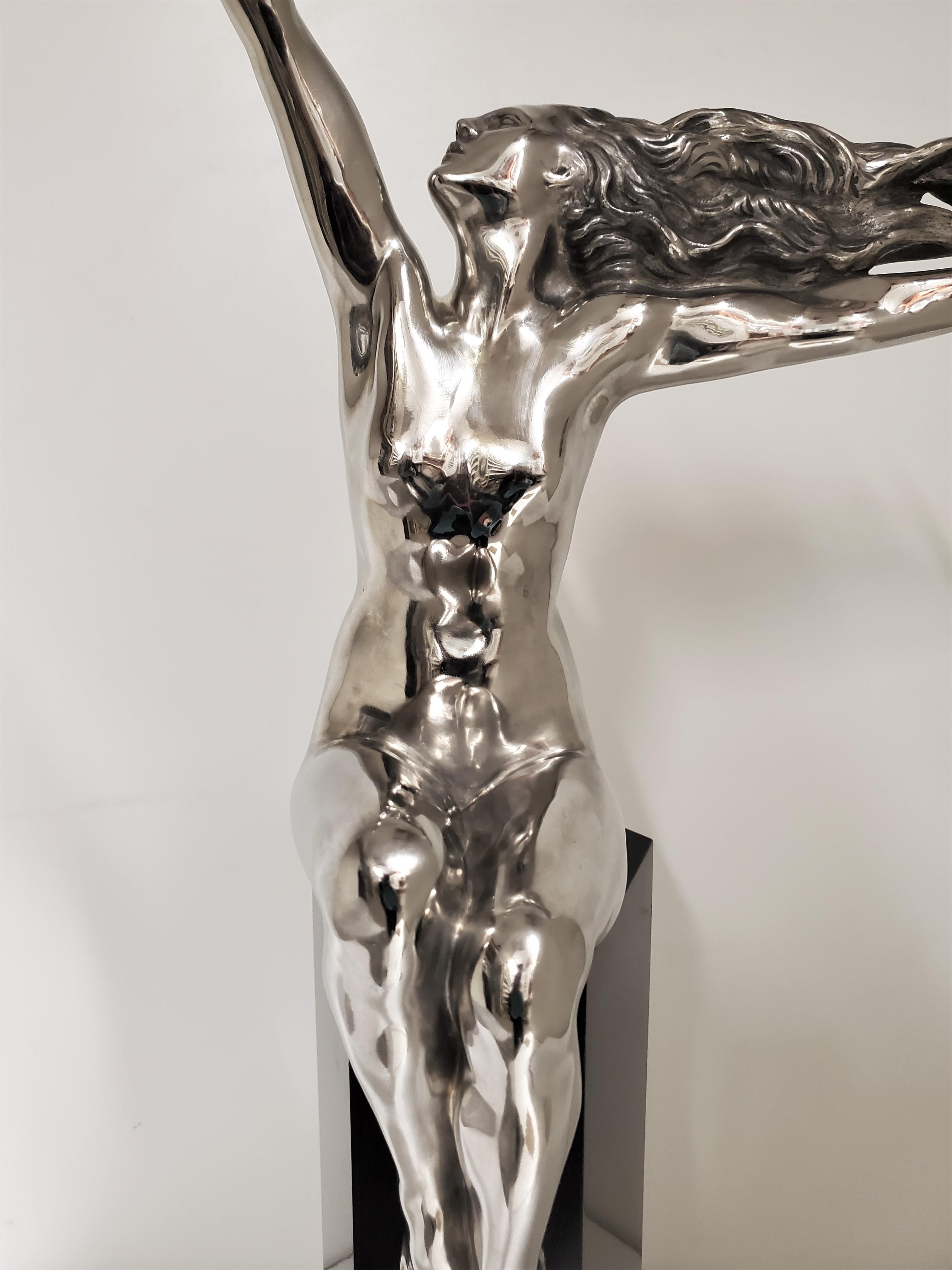 Original-Art-Déco-Skulptur Gennarelli aus vernickelter Bronze in höchster Größe, Gennarelli (Französisch) im Angebot