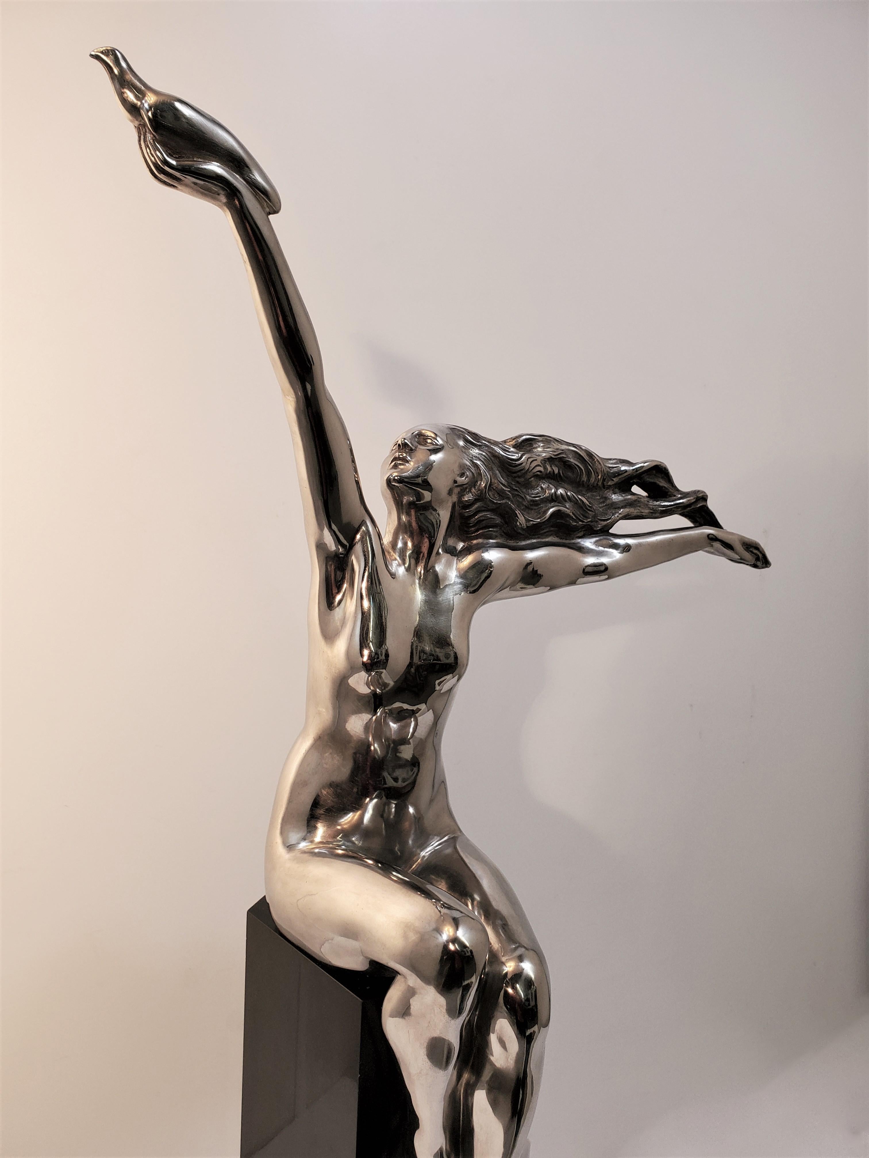 Original-Art-Déco-Skulptur Gennarelli aus vernickelter Bronze in höchster Größe, Gennarelli im Angebot 2