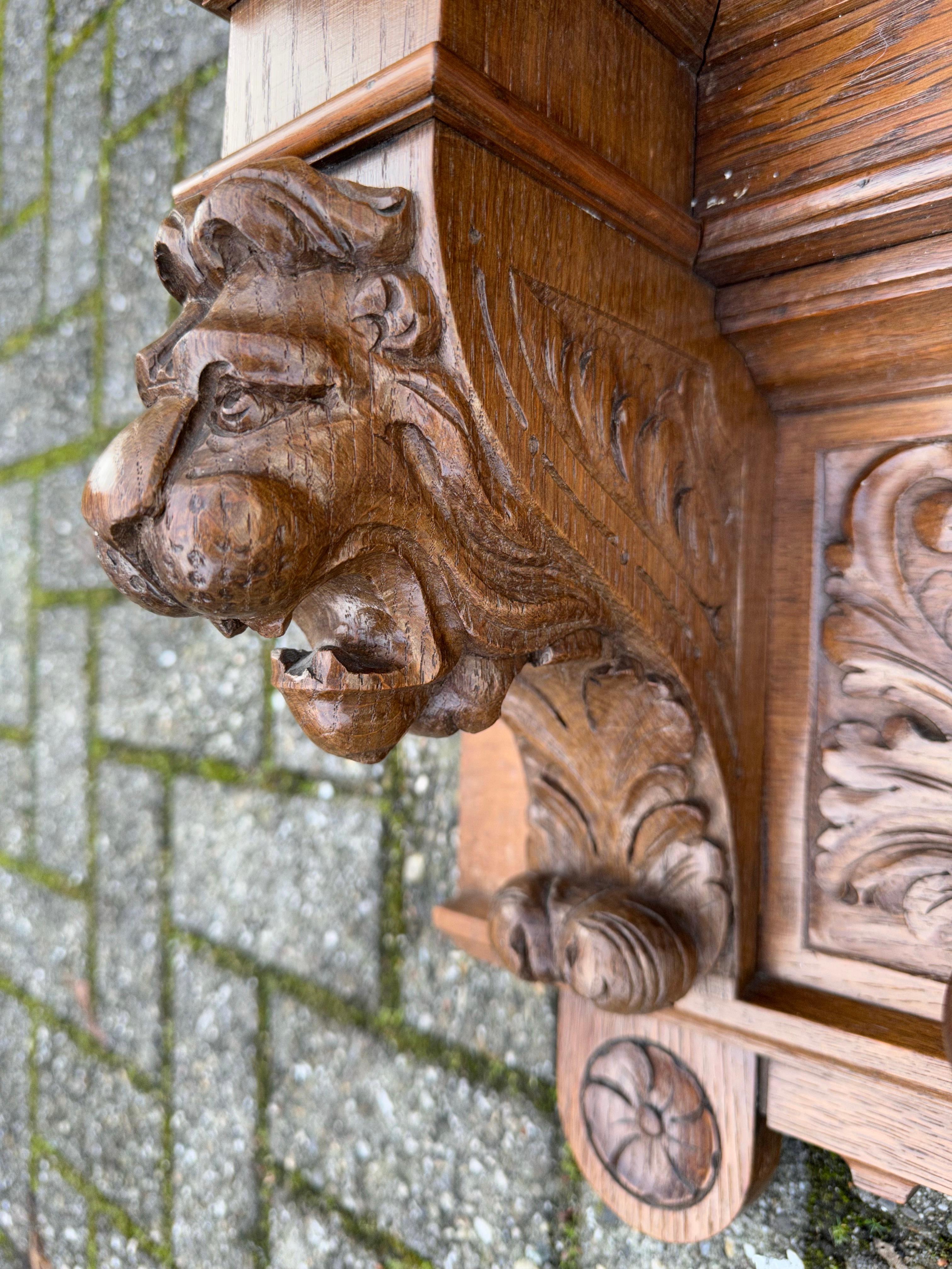 Largest & Unique Renaissance Revival Oak Wall Coat Rack with Sculptures & Mirror In Good Condition For Sale In Lisse, NL