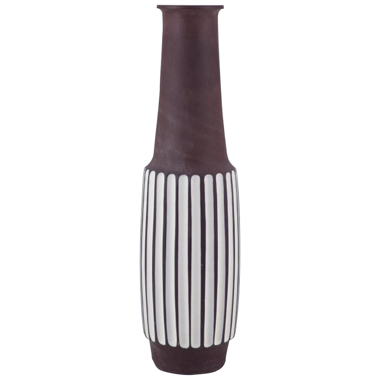 Larholm, Norway. Ceramic floor vase. Modernist design with vertical lines. For Sale