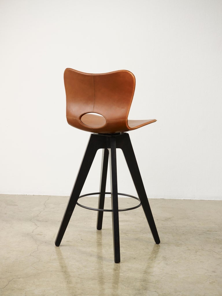 AKMD Lariat Bar Stool in leather For Sale at 1stDibs