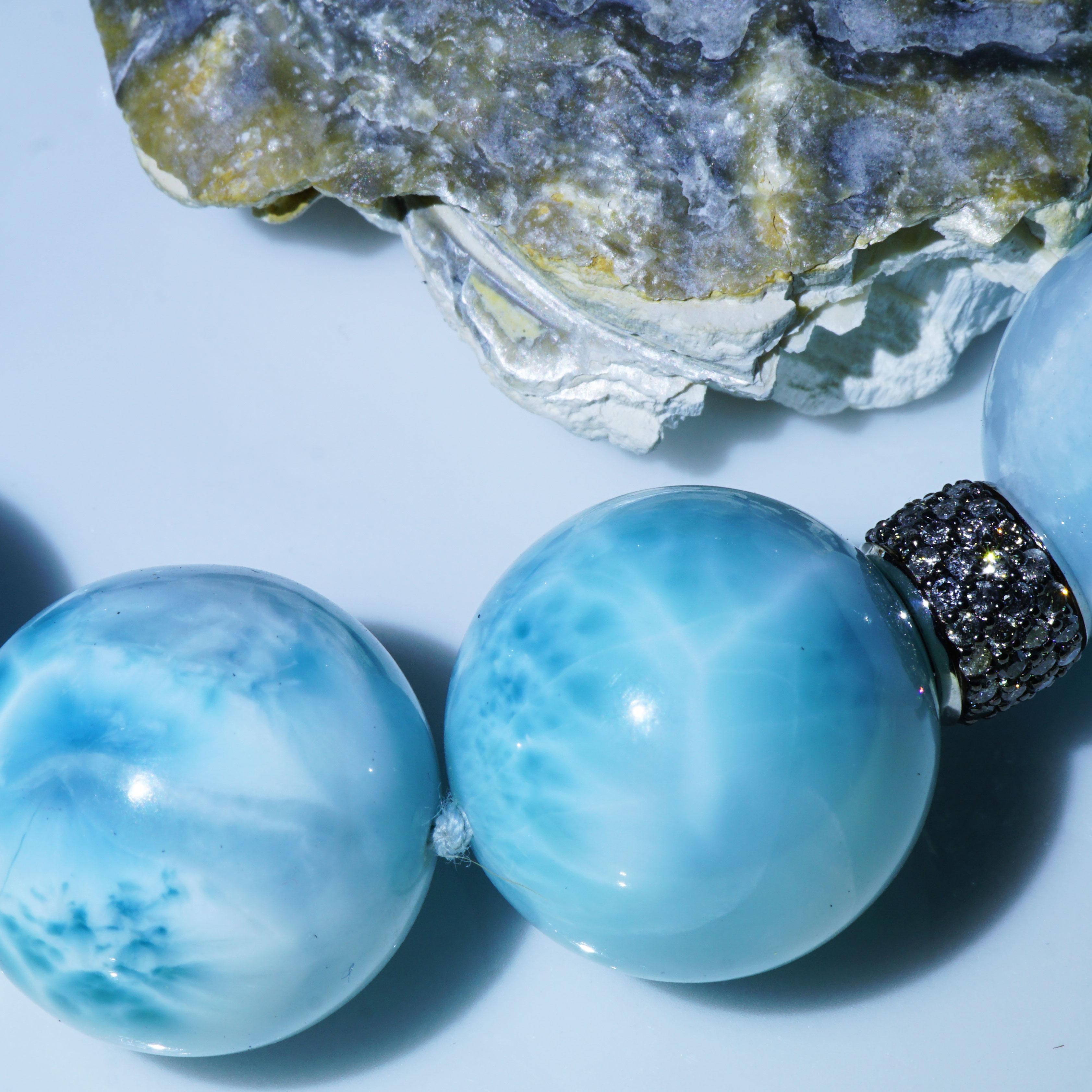 Larimar Ball Bracelet with 2.37 ct Grey Diamonds Skyblue Cloudy Beauty AAA+ 20mm For Sale 11