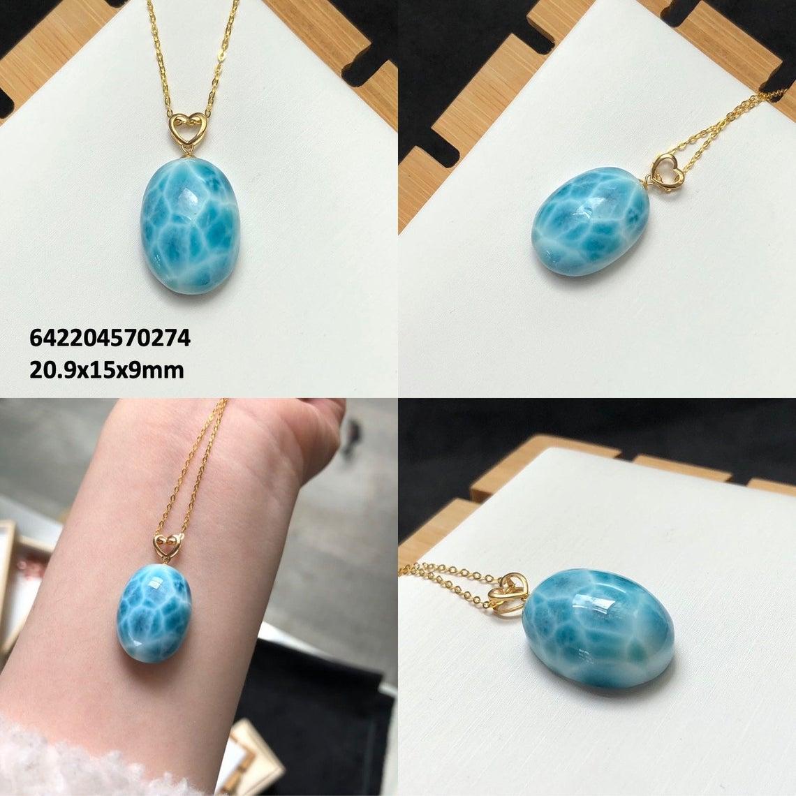 Contemporary Larimar Necklace 18 Karat Yellow Gold For Sale