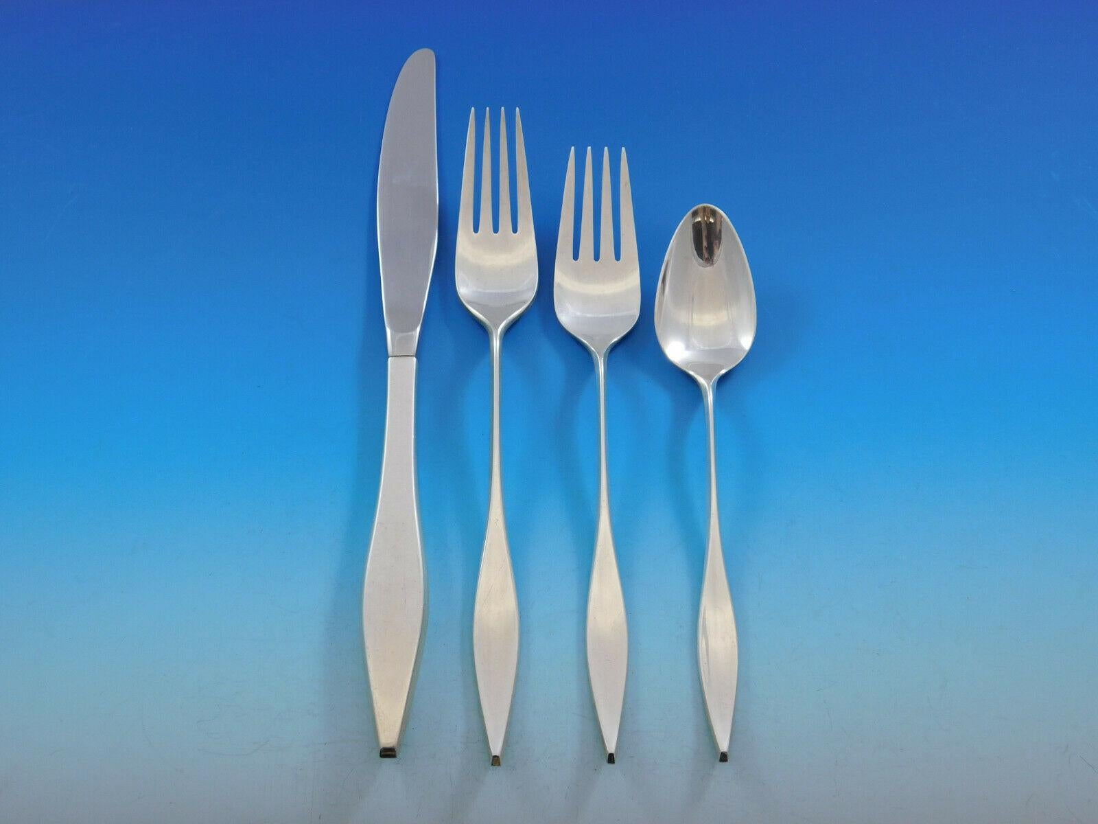 Lark by Reed & Barton sterling silver flatware set, 50 pieces. This set includes:

8 knives, 9