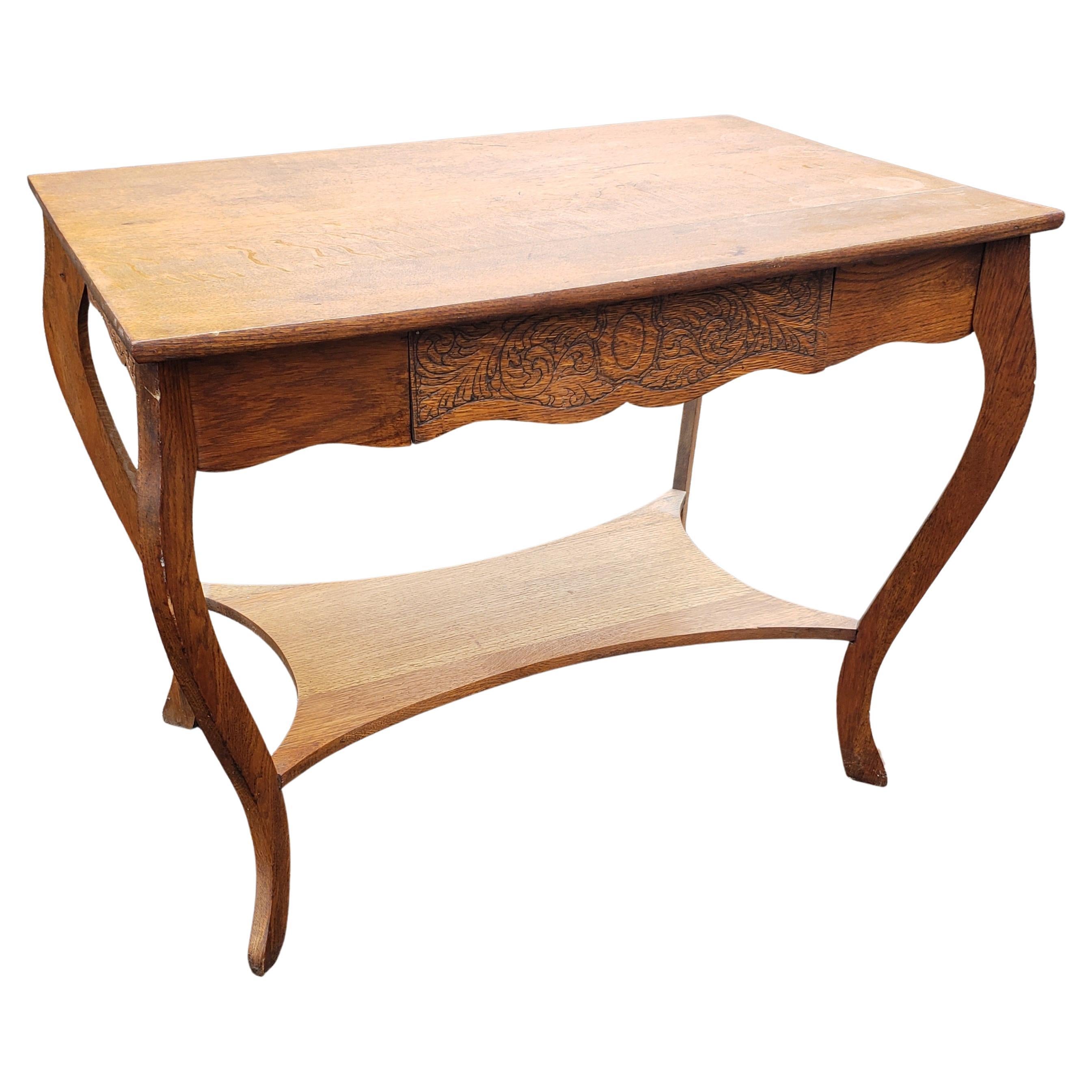Larkin Solid Antique Oak Quatersawn Table, circa 1900s In Good Condition For Sale In Germantown, MD