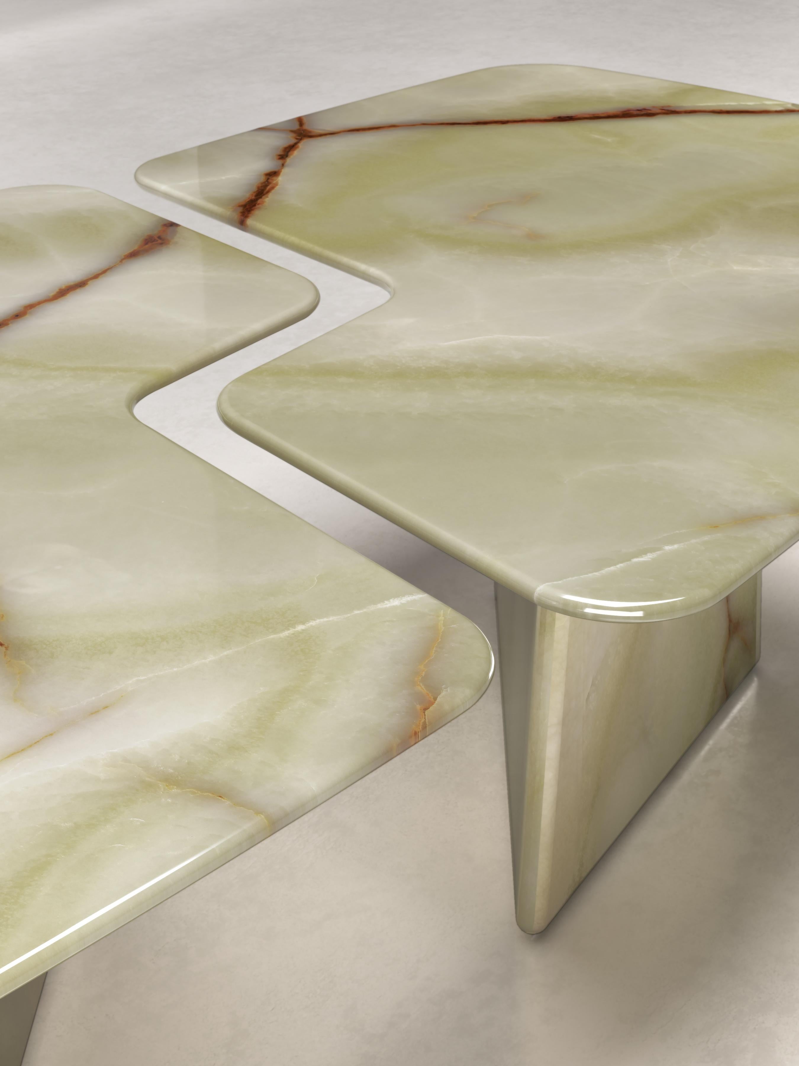 Mesa de comedor Armando de mármol ónice verde Italian en venta
