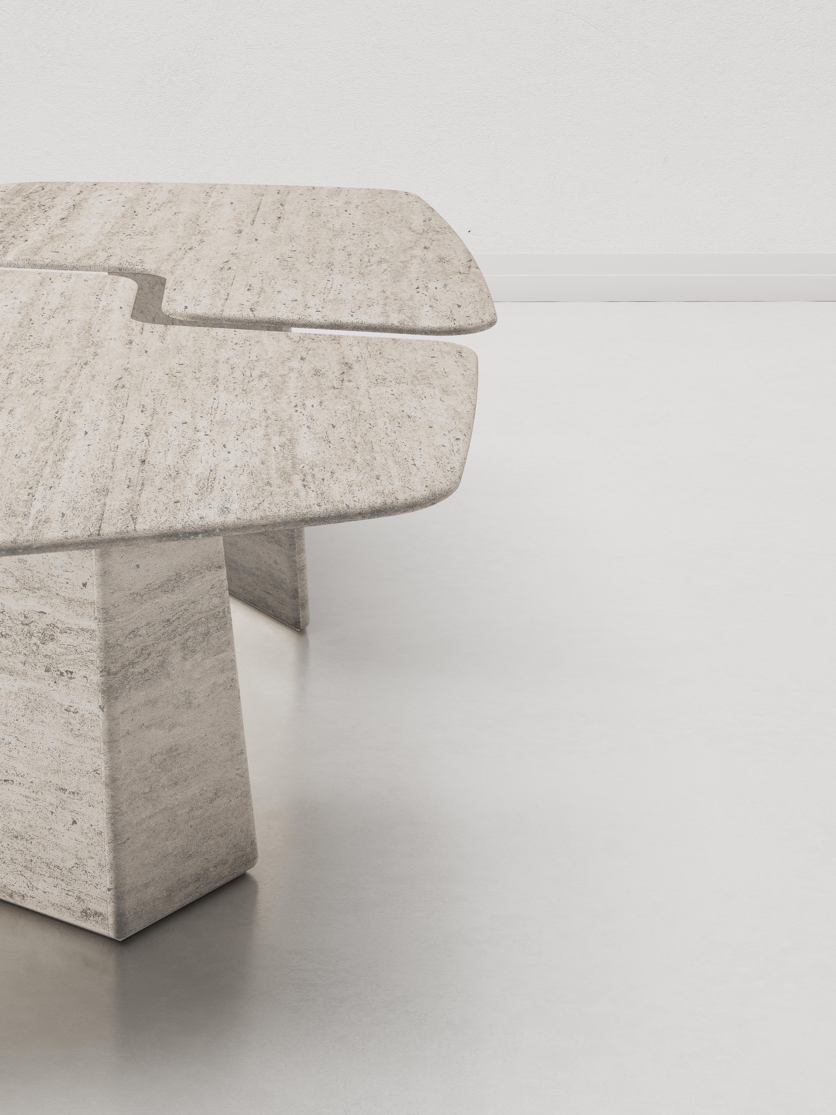Italian L'Armando Dining Table in Travertine Marble in vendita