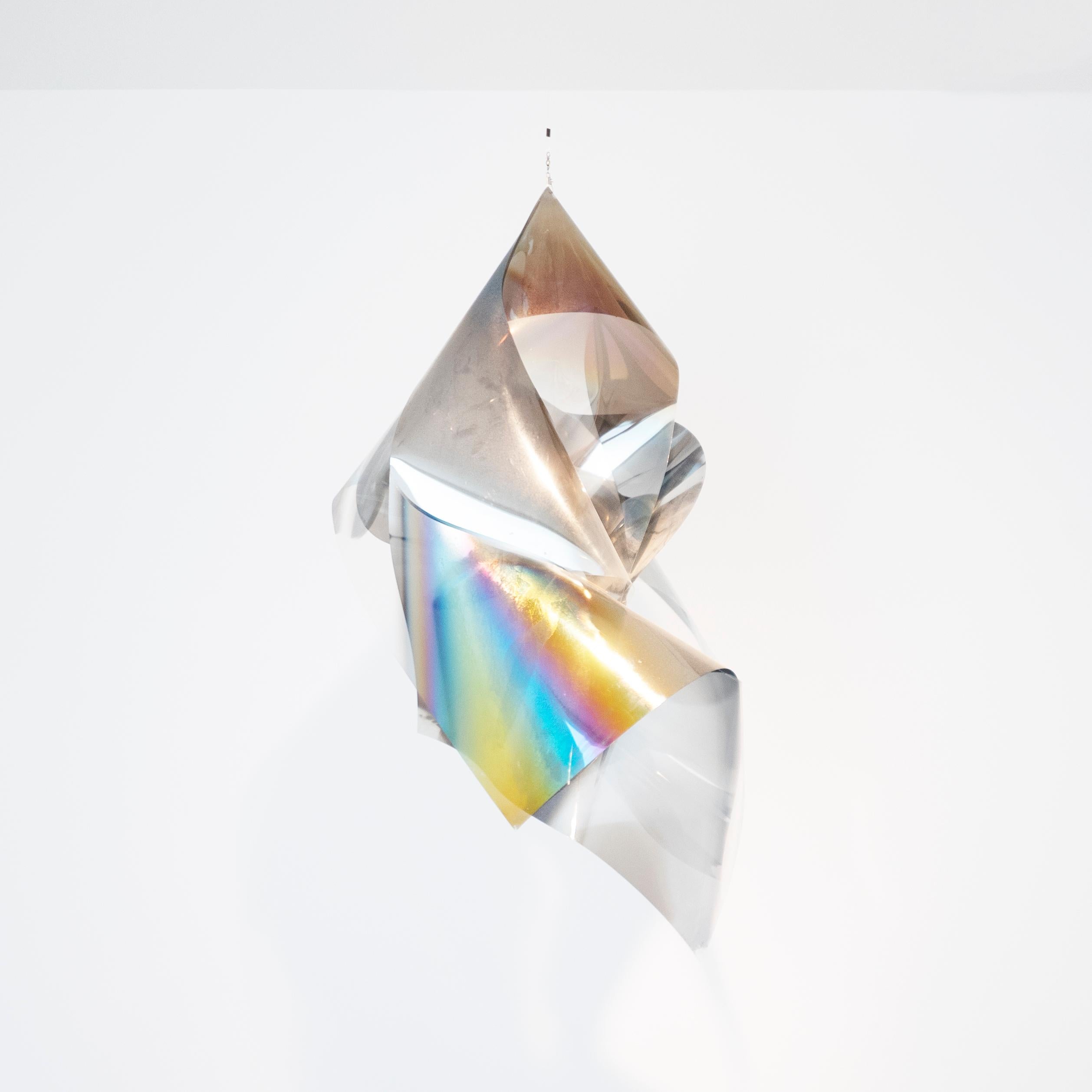 Lichtknoten (Grau), Abstract Sculpture, von Larry Bell