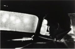 Ragazzo in auto (dalla serie "Tulsa"), 1963, stampa all'argento gelatinoso di Larry Clark
