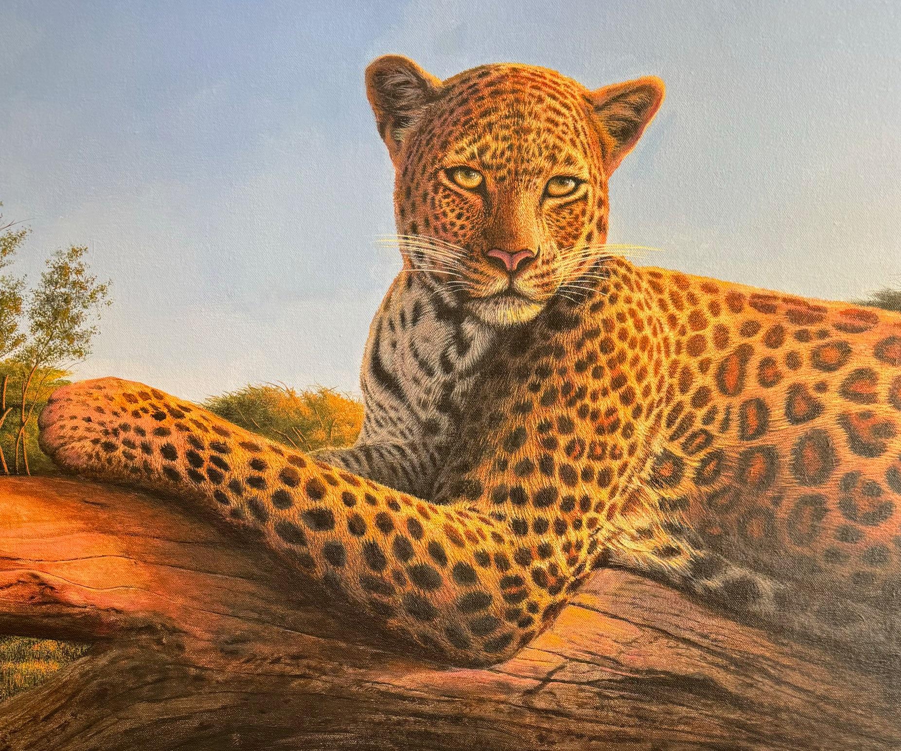 Leopardo del Serengeti, paisaje salvaje realista original de 30x48 - Landscape Painting Negro de Larry Felder