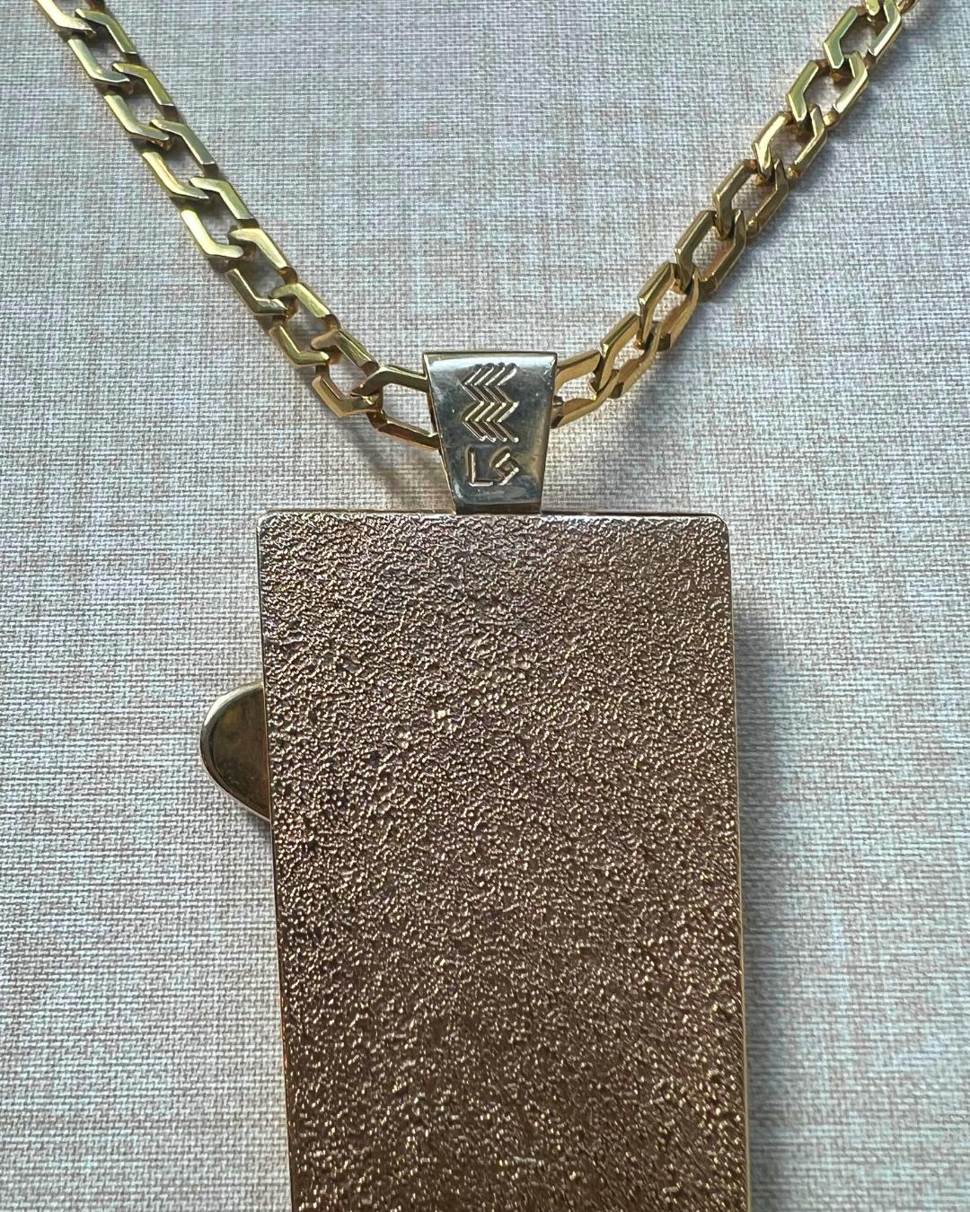 Larry Golsh Collana con ciondolo in turchese e tufo fuso in oro In condizioni ottime in vendita a New York, NY