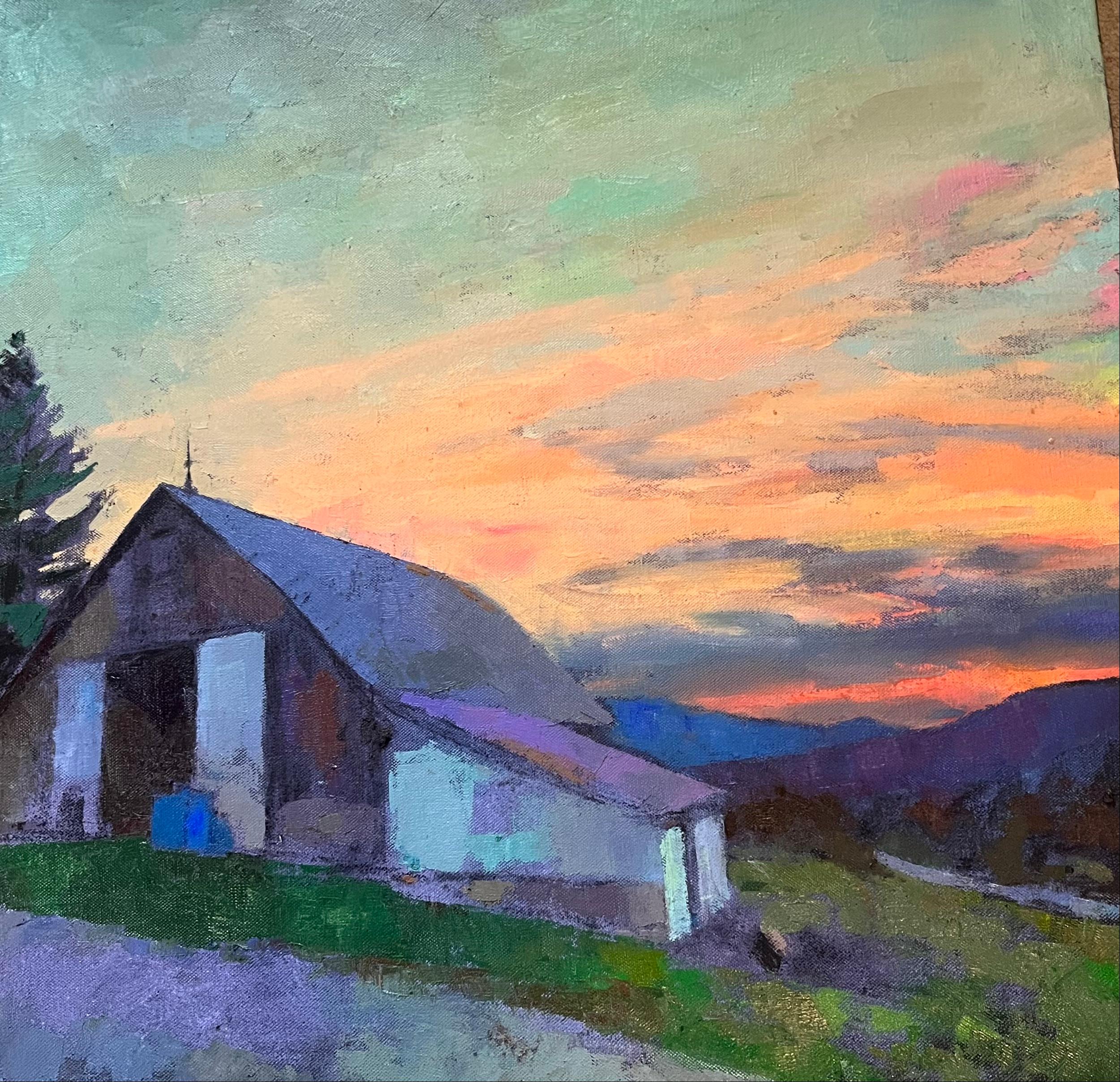 Landscape Painting Larry Horowitz - "Sunset Solitude" : le soleil réchauffe le ciel au-dessus d'une maison de montagne.