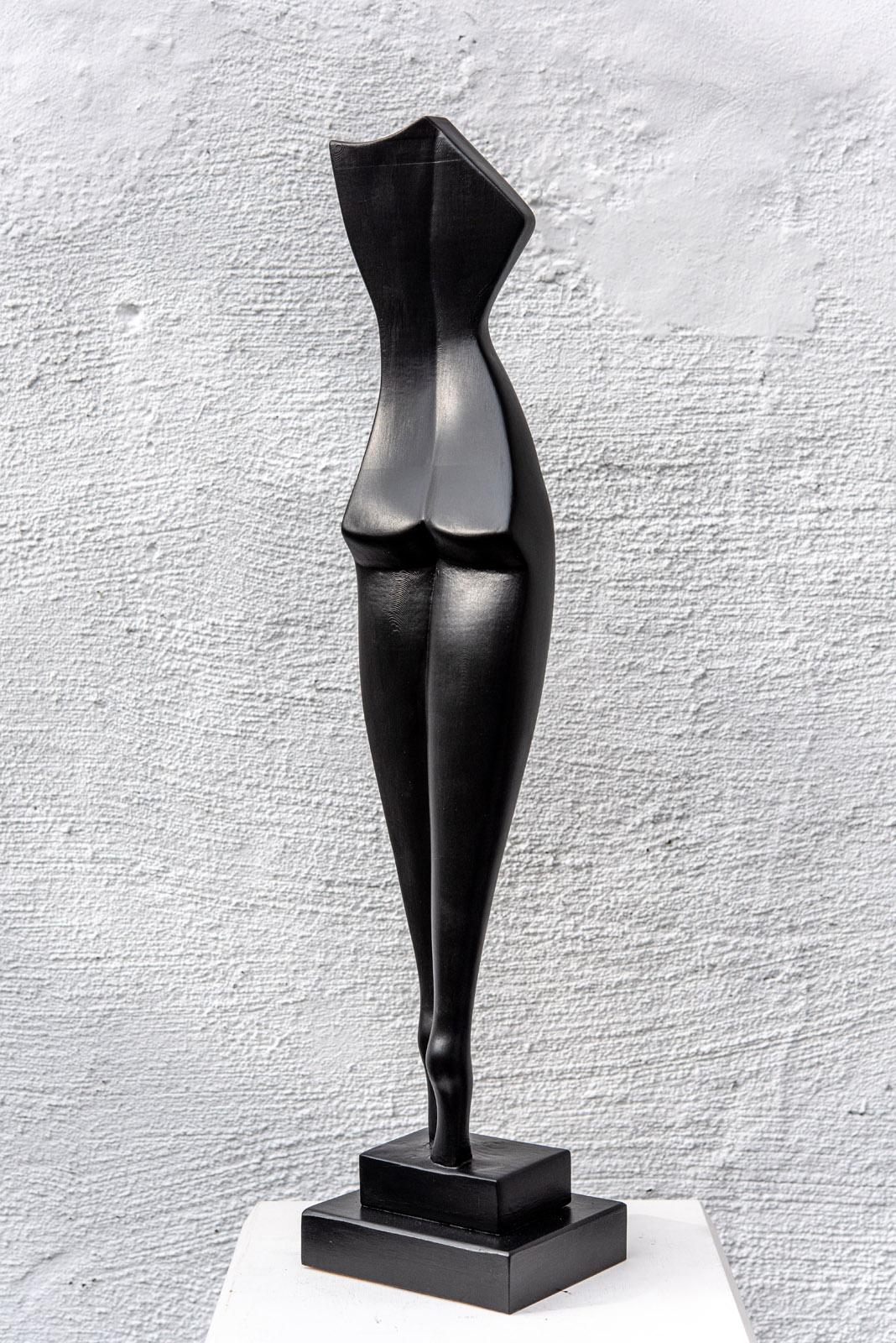 Elegance - Sculpture by Larry Scaturro
