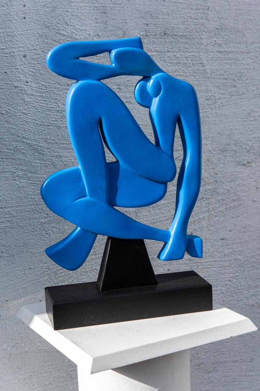Larry Scaturro Figurative Sculpture - Kind Of Blue