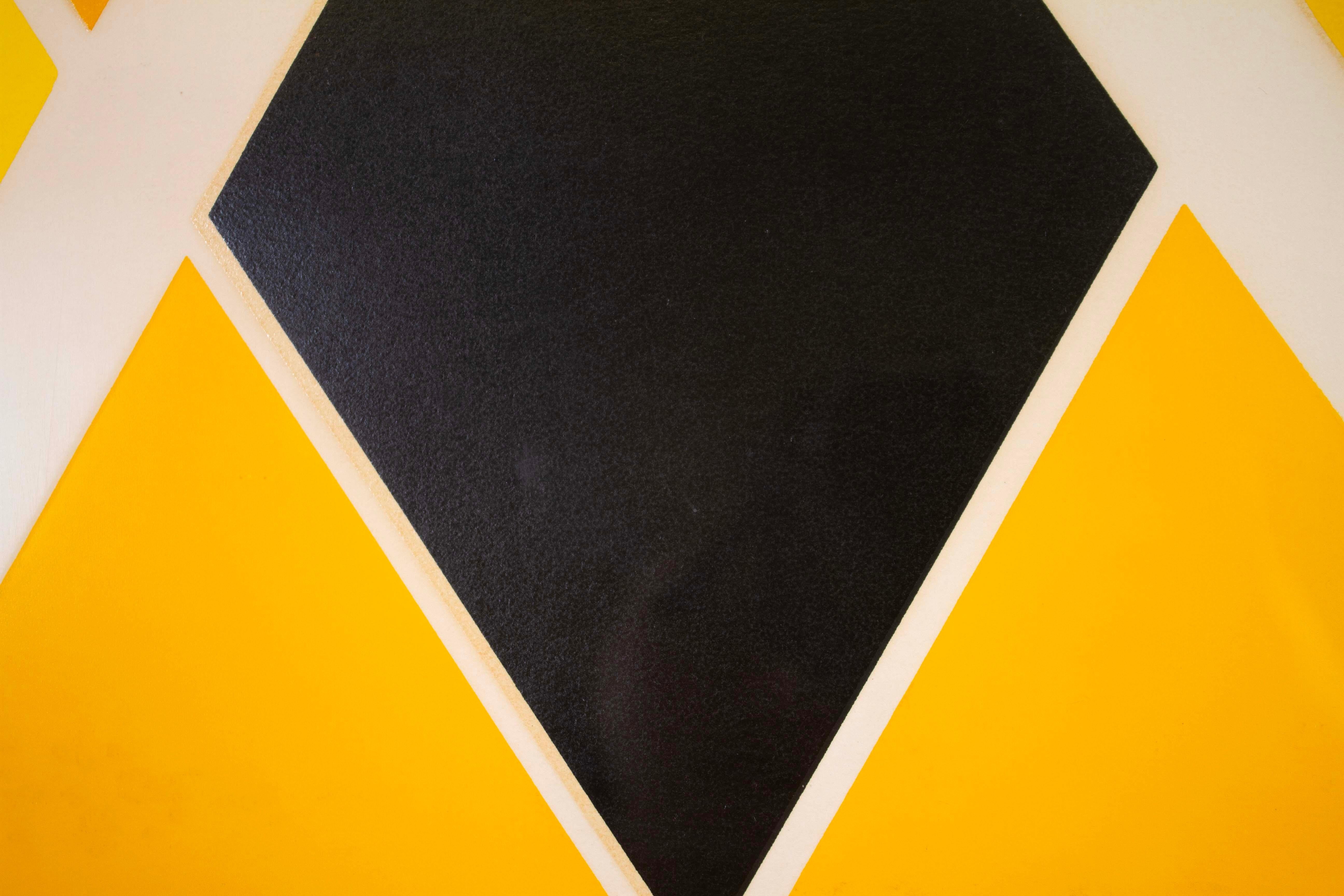 Larry Zox Diamond Drill (Yellow, Black, & White) Signed Modern Serigraph In Good Condition For Sale In Keego Harbor, MI