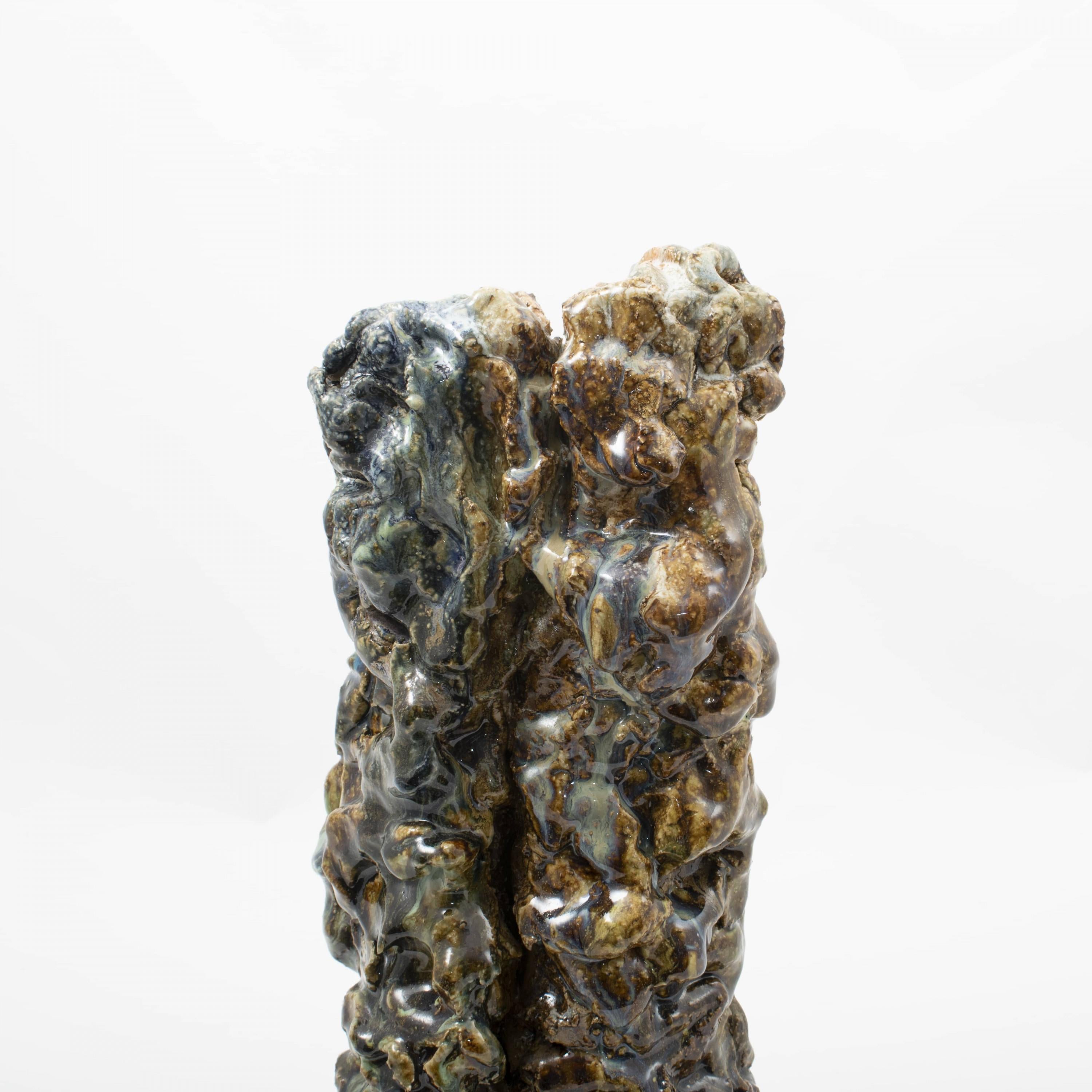 Lars Dan, Skulptur aus glasiertem Steingut (Glasiert) im Angebot
