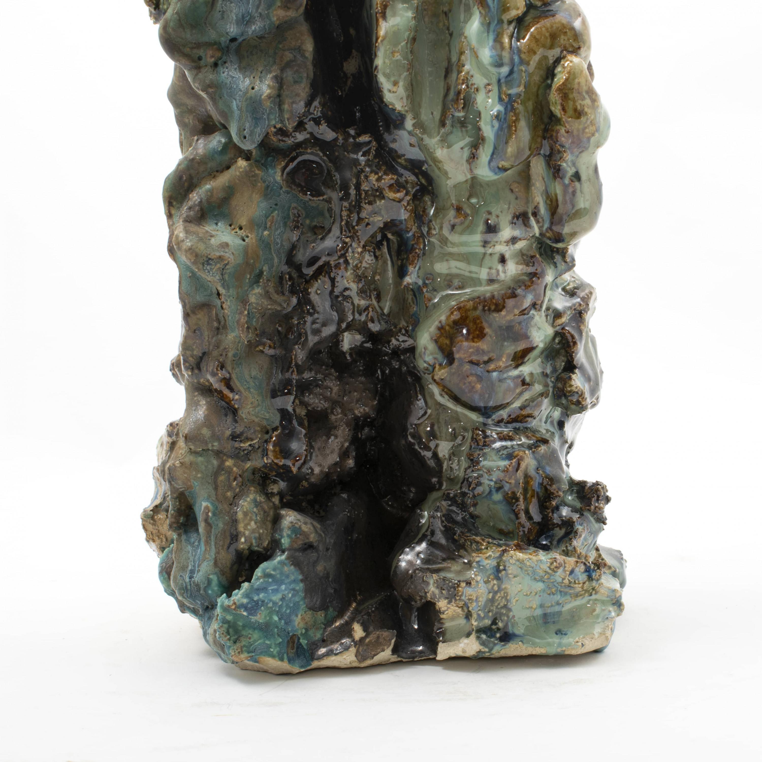 Lars Dan, Skulptur aus glasiertem Steingut im Angebot 1