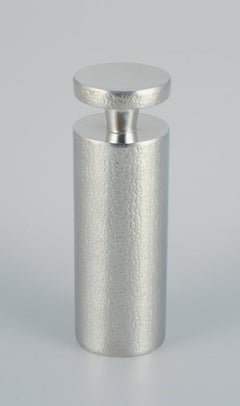 Lars Göransson, Hammered Modernist Pewter Cocktail Shaker
