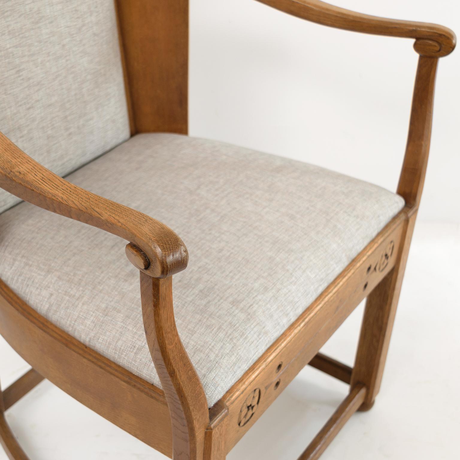 Lars Israel Wahlman Designed High Back Oak Swedish Arts & Crafts Armchairs For Sale 2