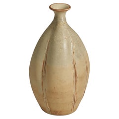 Vintage Lars Larsson, "Seed" Vase, Cream Stoneware, Fågelmara Krukmakeri, Sweden, 1970s 