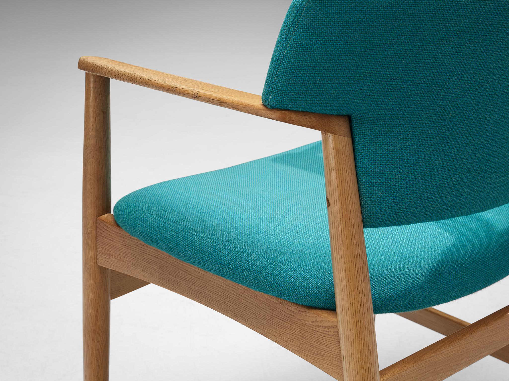 Scandinavian Modern Larsen & Bender-Madsen for Fritz Hansen Set of Eight Dining Chairs in Oak  For Sale