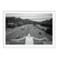 Fotografia "Free Fallin" 18" x 27" in edizione di 24 di Larsen Sotelo