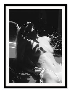 "Splash" Fotografia di nudo in bianco e nero 24,5 x 17,5" in Ed 1/24 di Larsen Sotelo