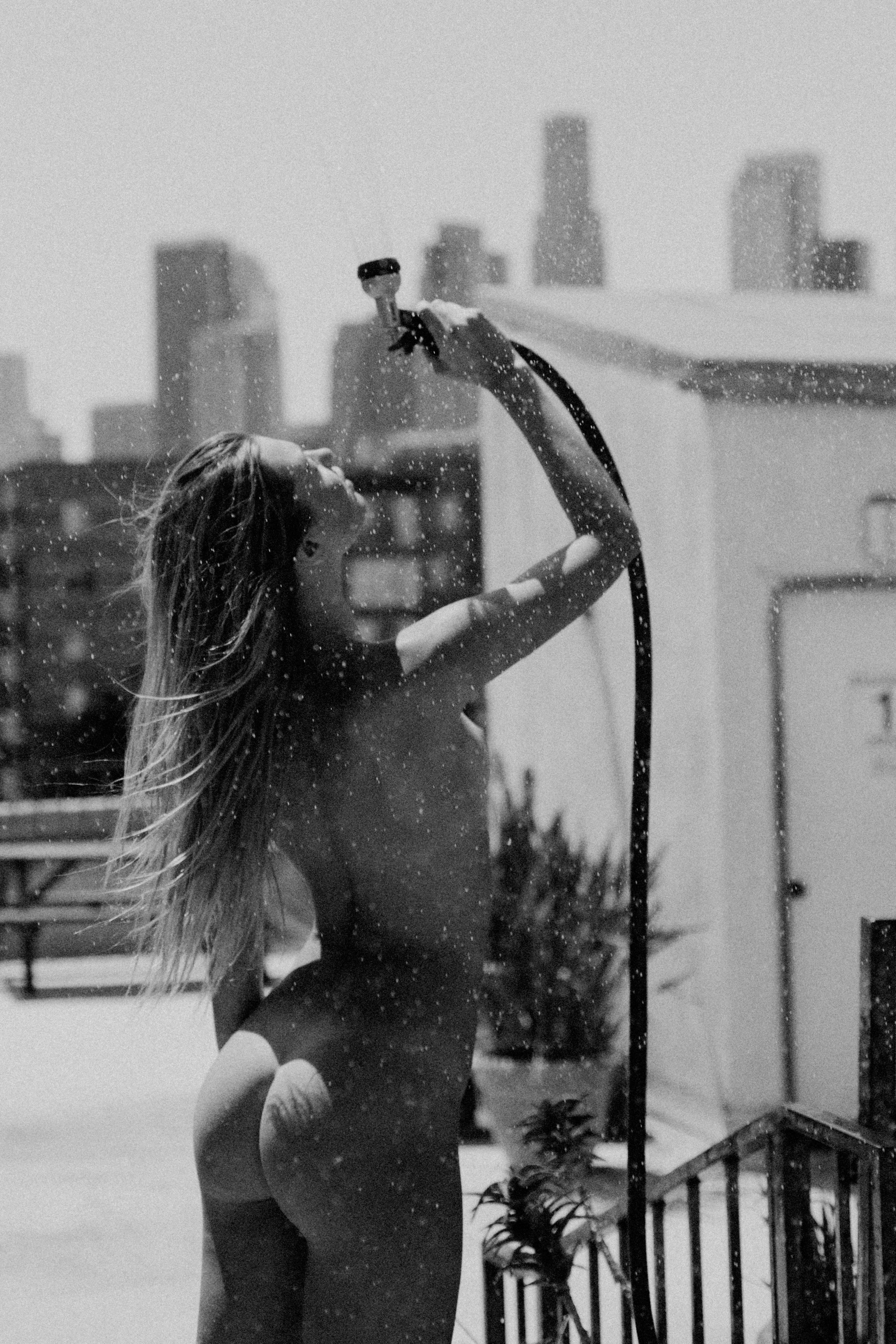 "Nunca llueve en Los Ángeles" Fotografía 45" x 30" en Edición 1/7 por Larsen Sotelo
