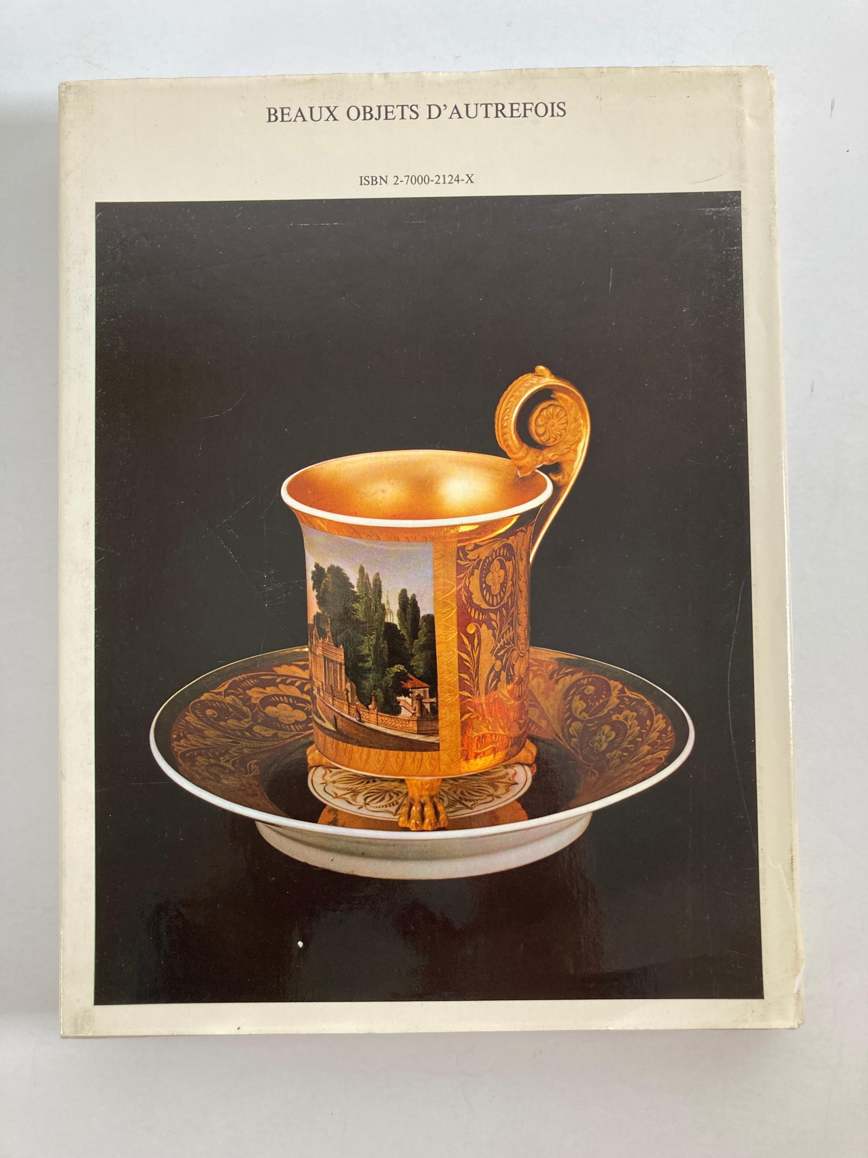 Arts and Crafts Livre « L'art de la Porcelaine en Europe », 1984 en vente