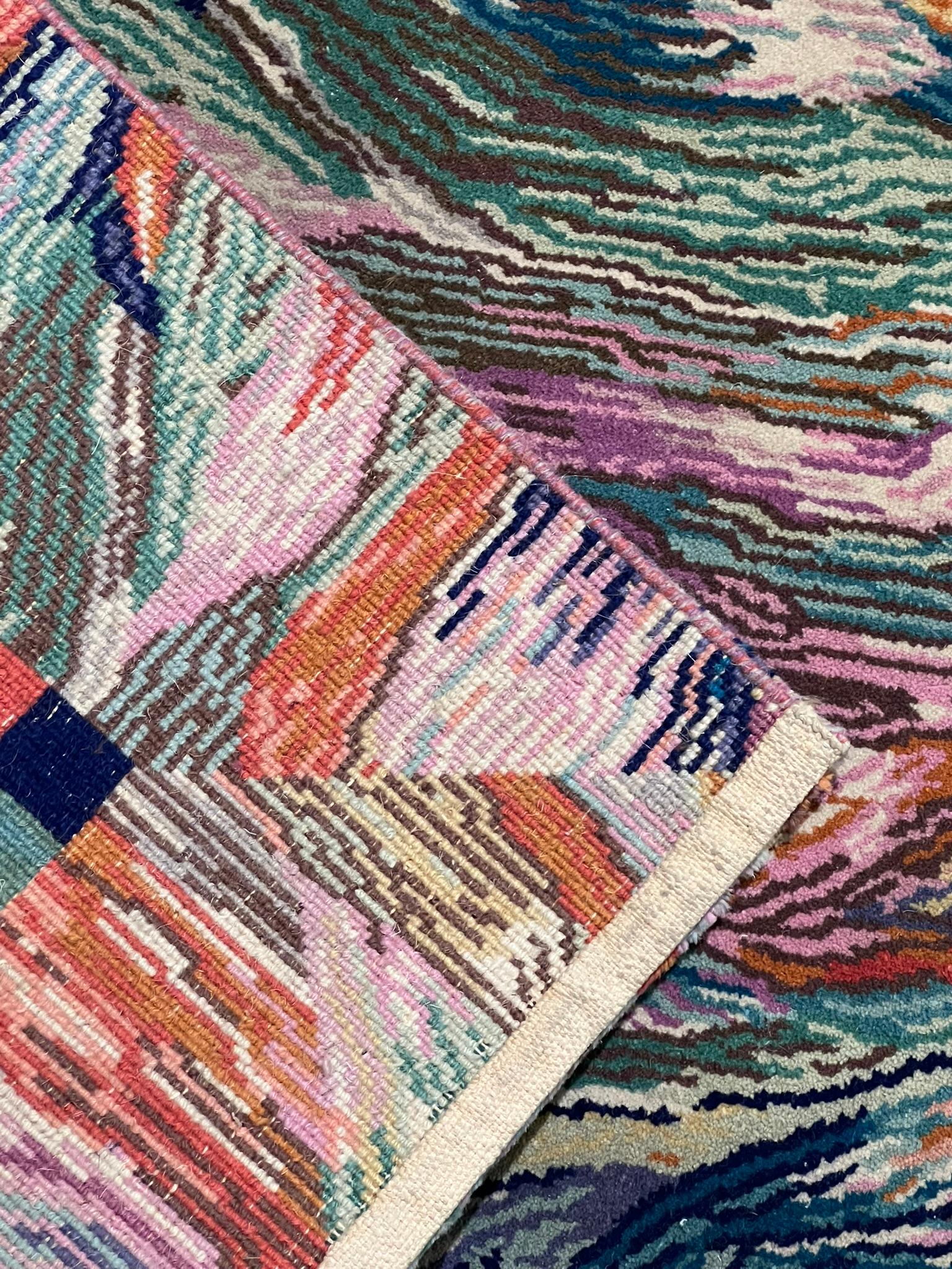 Craftsmanship meets fashion: handmade rug Missoni decor Tulip '93 For Sale 2