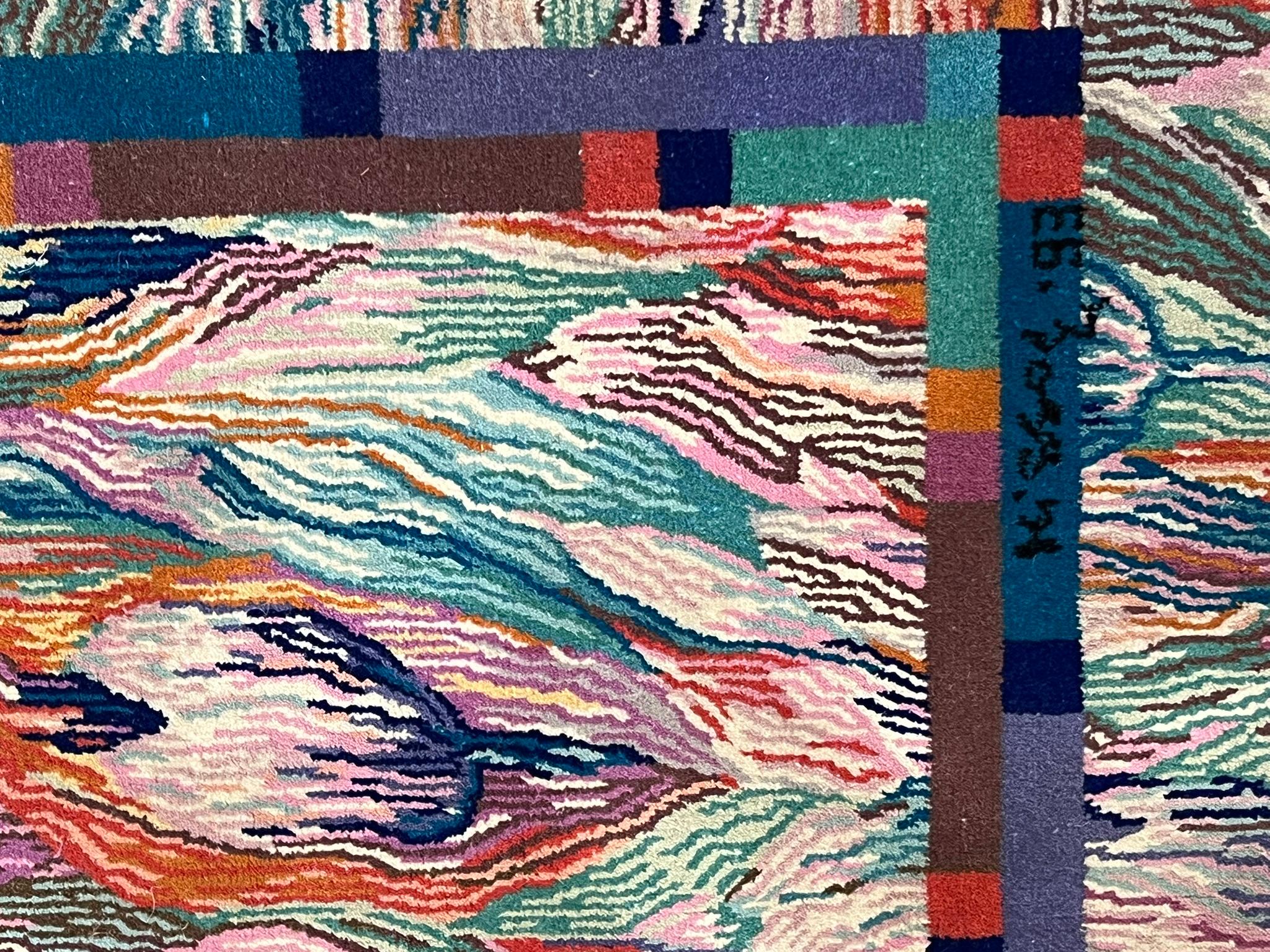 Italian Craftsmanship meets fashion: handmade rug Missoni decor Tulip '93 For Sale