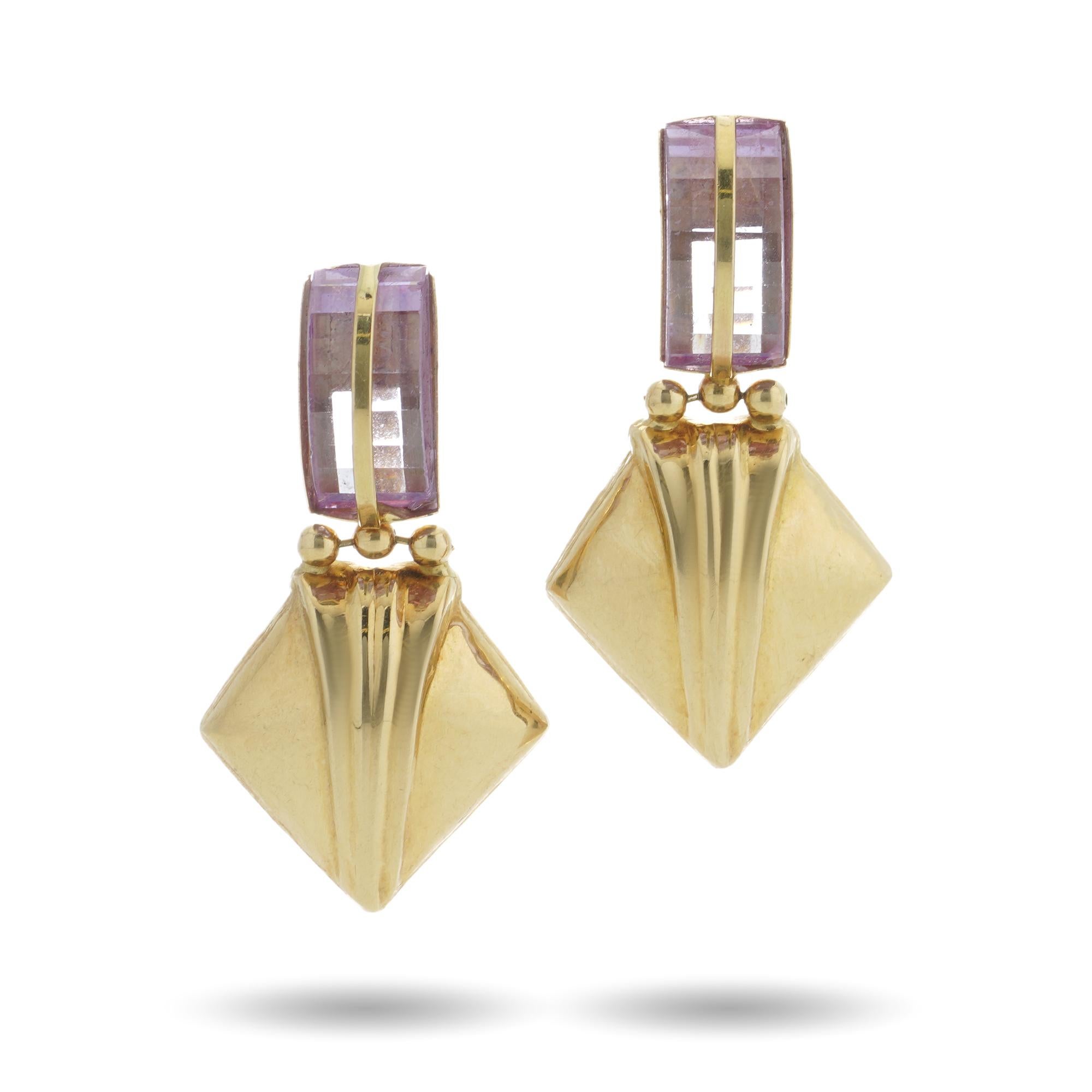 L'Artigiano 18kt. yellow gold pair of stud drop earrings with rock crystal  In Good Condition For Sale In Braintree, GB