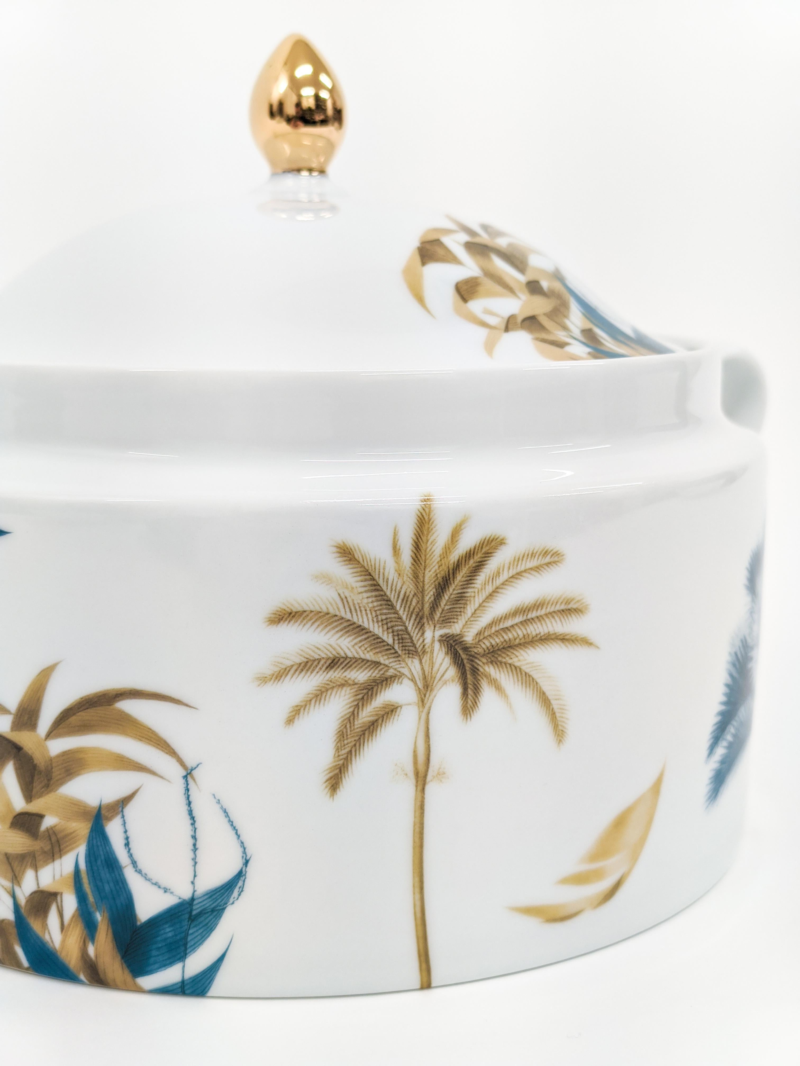 Other Las Palmas, Contemporary Decorated Porcelain Tureen by Vito Nesta For Sale
