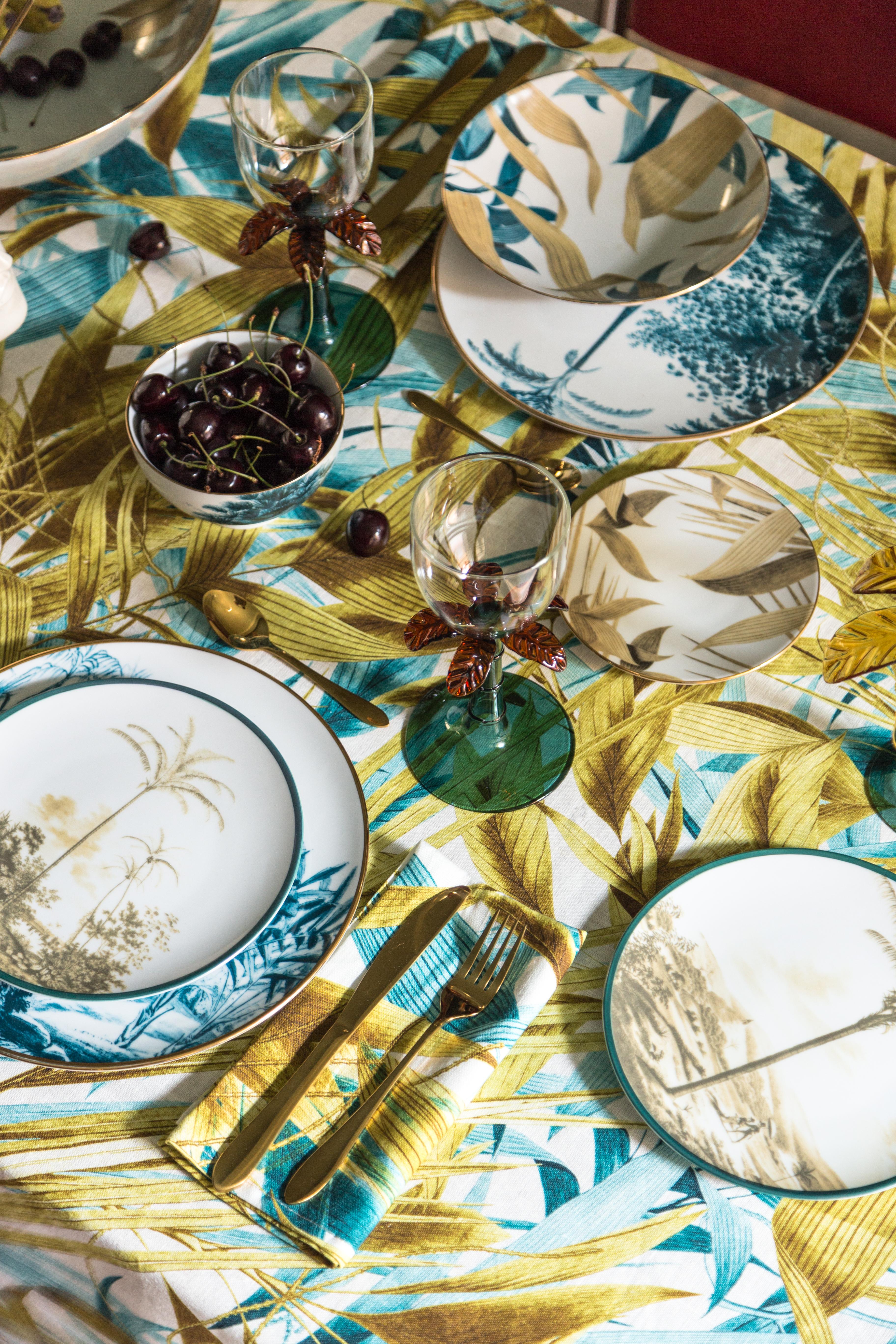 Las Palmas, Contemporary Linen Tablecloth with 6 Napkins by Vito Nesta For Sale 1
