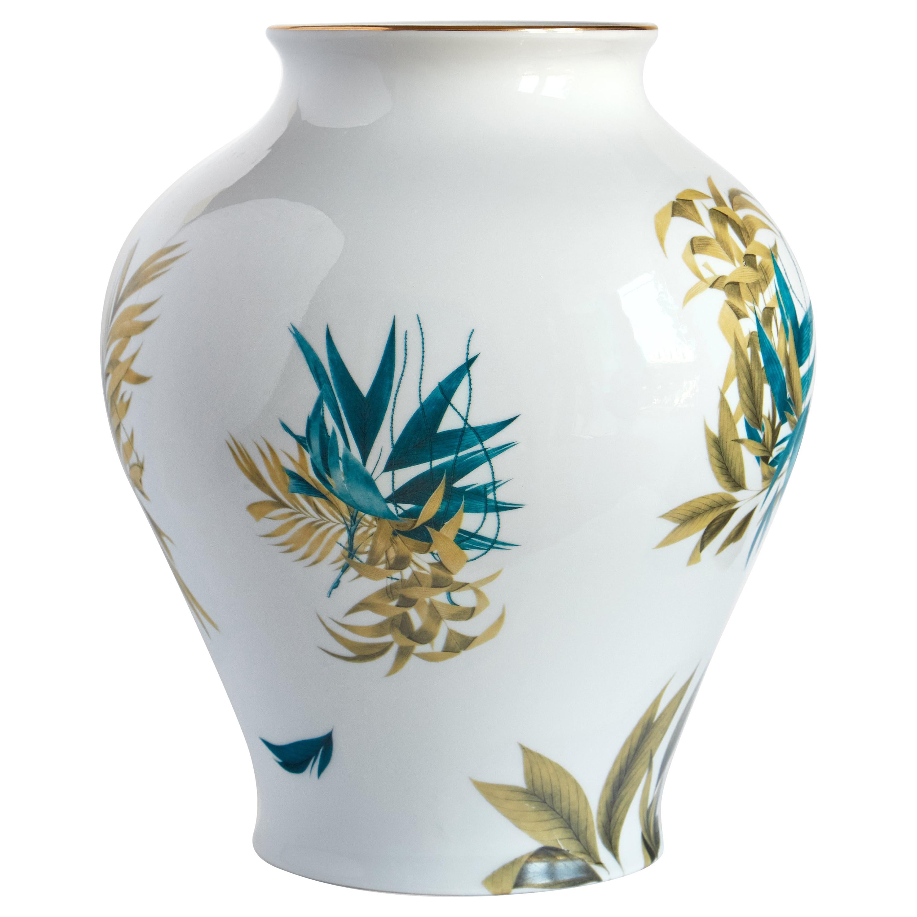 Las Palmas, Contemporary Porcelain Vase with Decorative Design by Vito Nesta For Sale