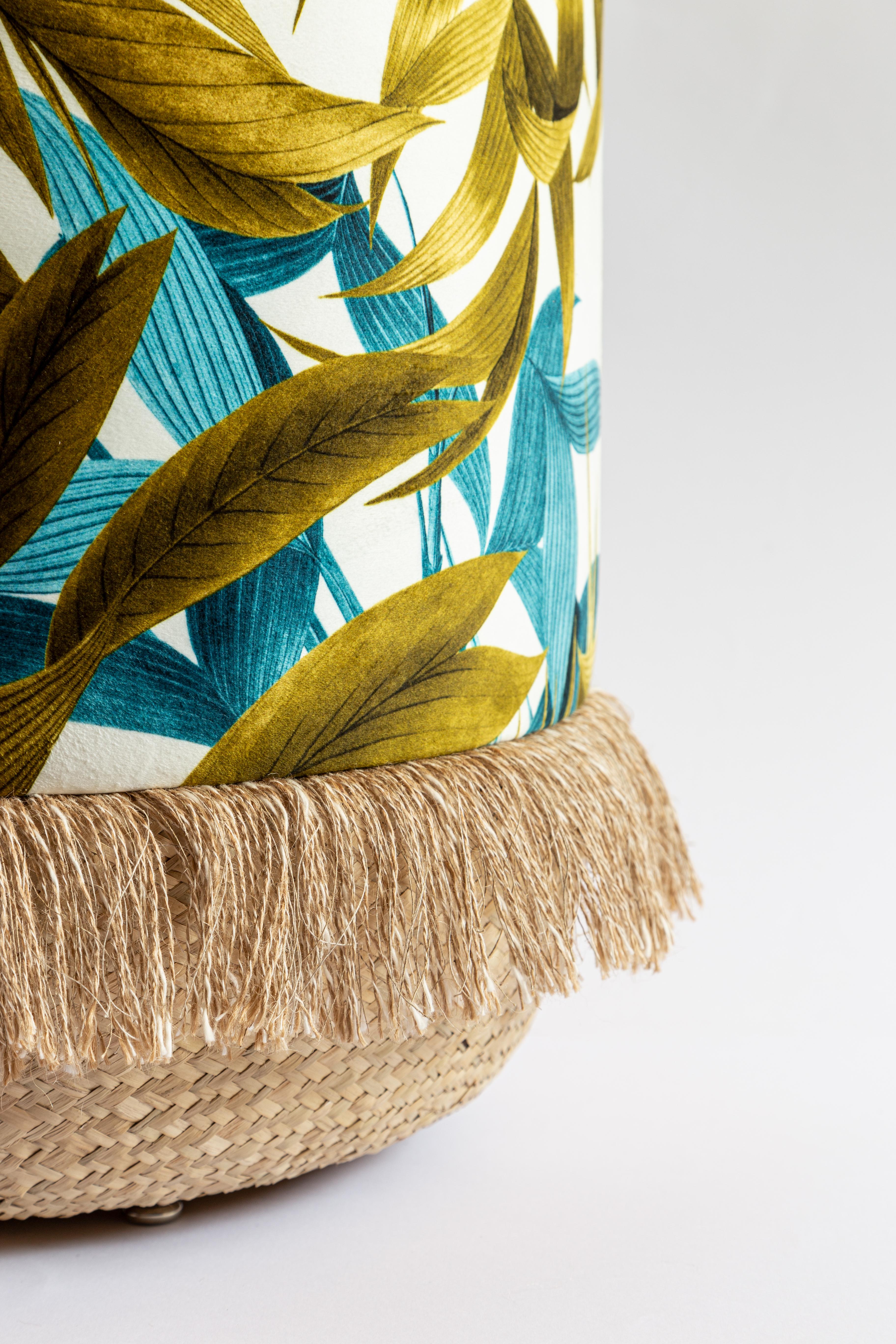 Las Palmas, Puf contemporáneo de terciopelo estampado y paja natural de Vito Nesta en Nuevo estado para la venta en Milano, Lombardia