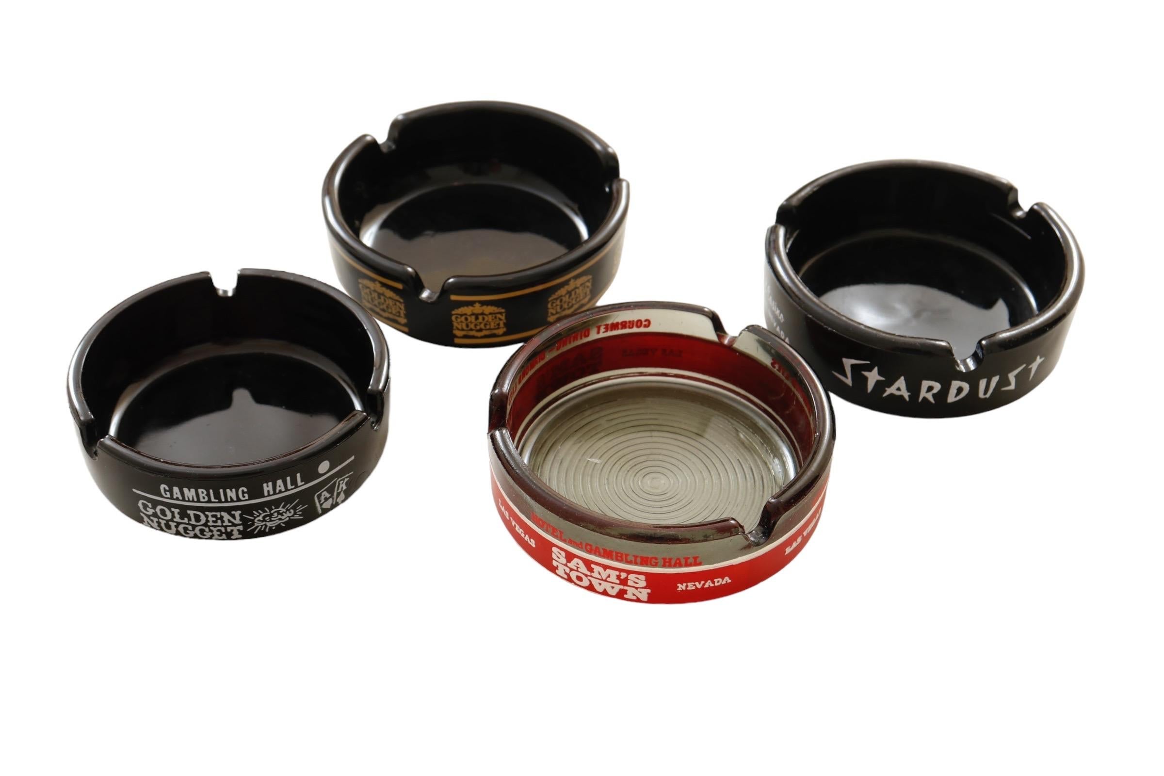 Aschenbecher aus Las Vegas Casino-Glas - 4er-Set (Moderne der Mitte des Jahrhunderts) im Angebot