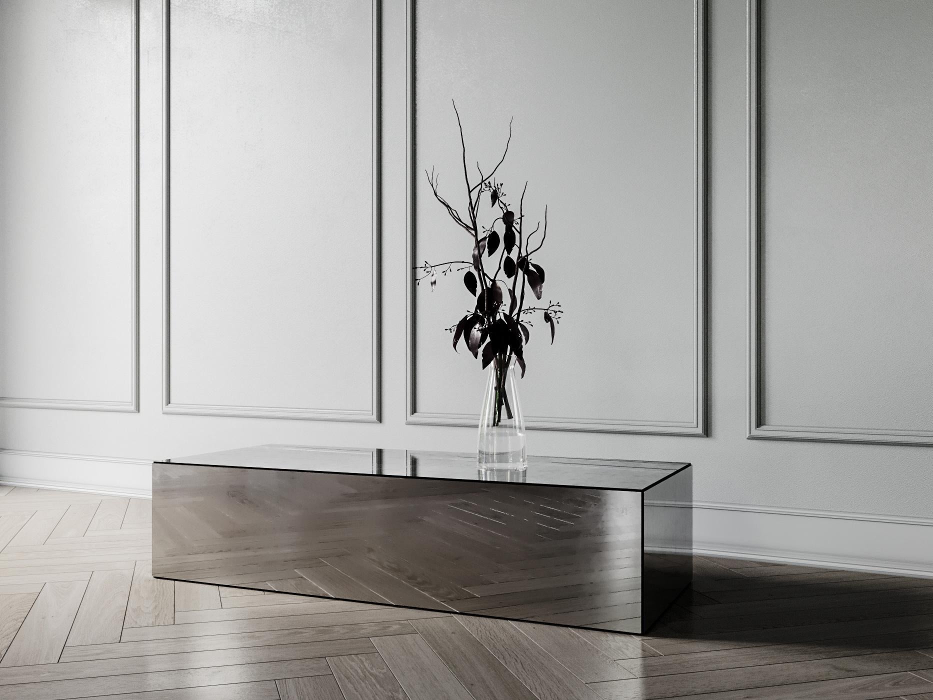 Lasthour Rectangular Coffee Table of Mirrored Glass, Made in Italy In New Condition For Sale In London, GB