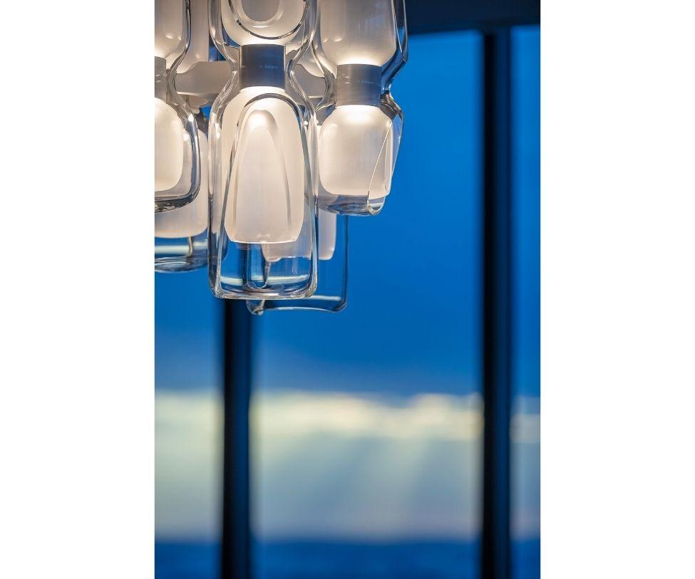 Tchèque Lampe à suspension Eve Lasvit en verre transparent mat par Zaha Hadid en vente