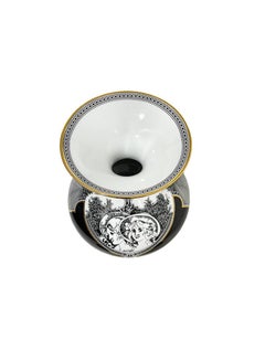 László Jurcsák für Hollohaza Große Porzellanvase