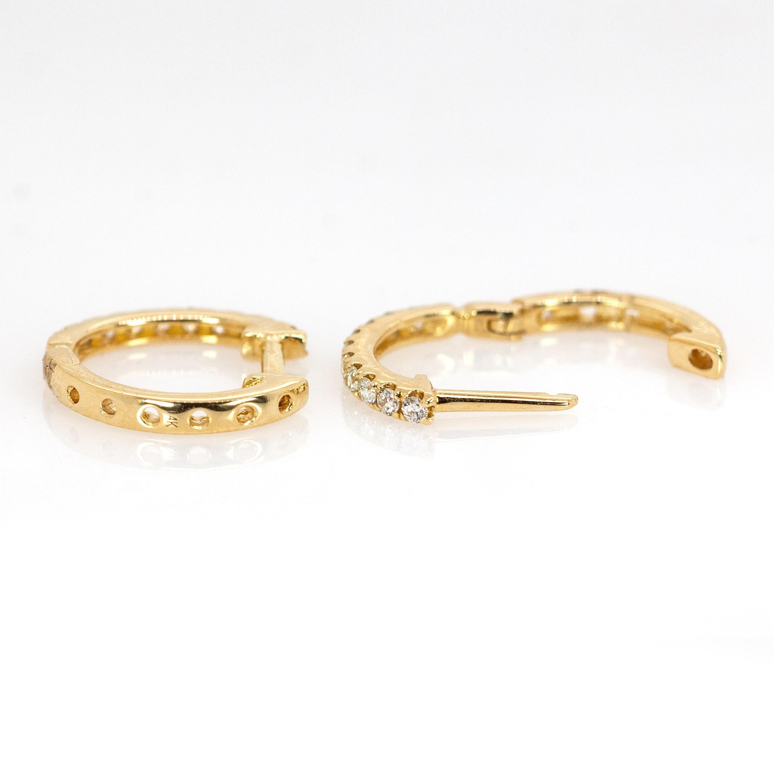 Anneaux en or jaune 14K sertis de diamants naturels en vente 1