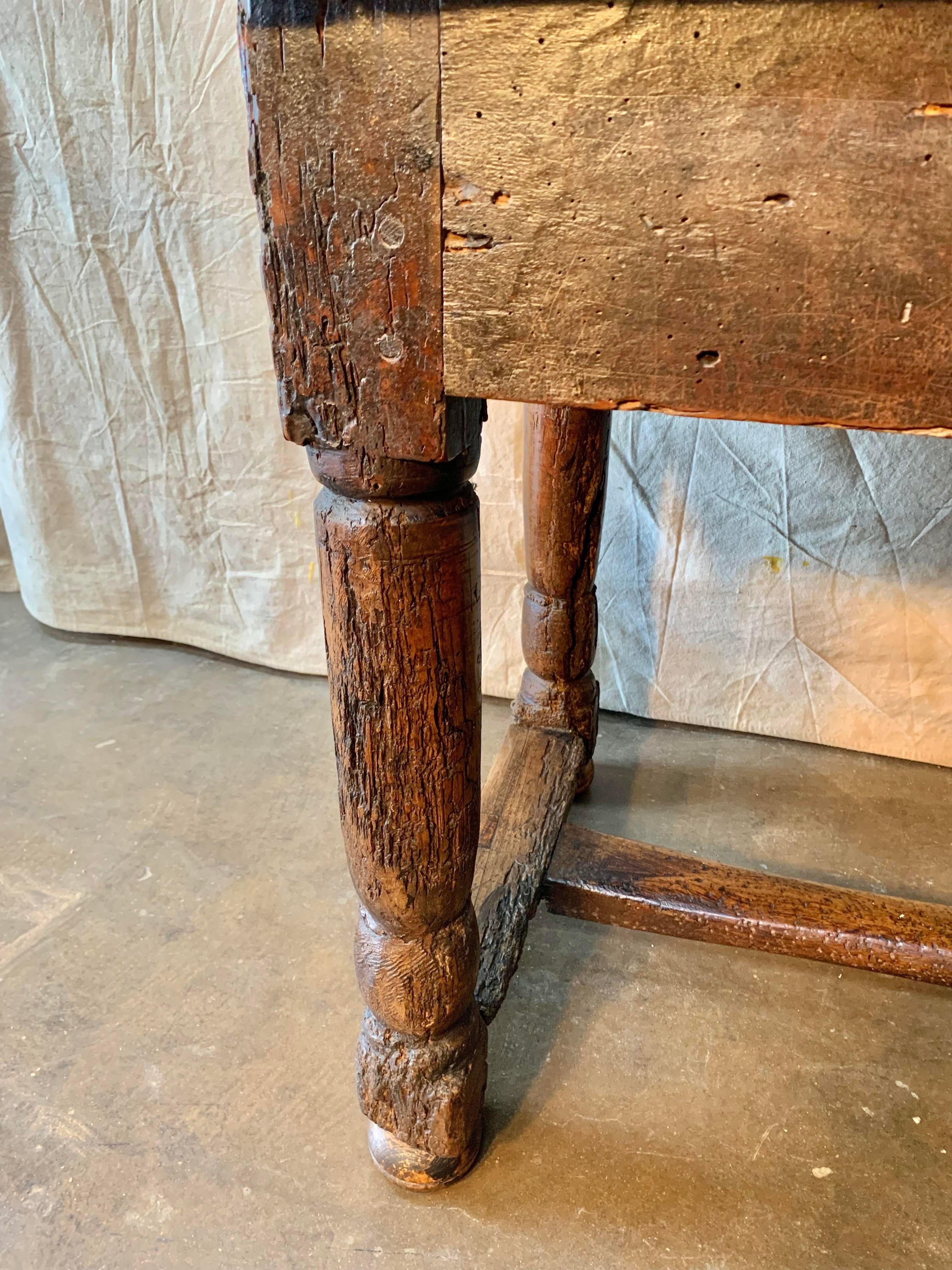 Late 1600s French Oak Table with Pullout Extension 5
