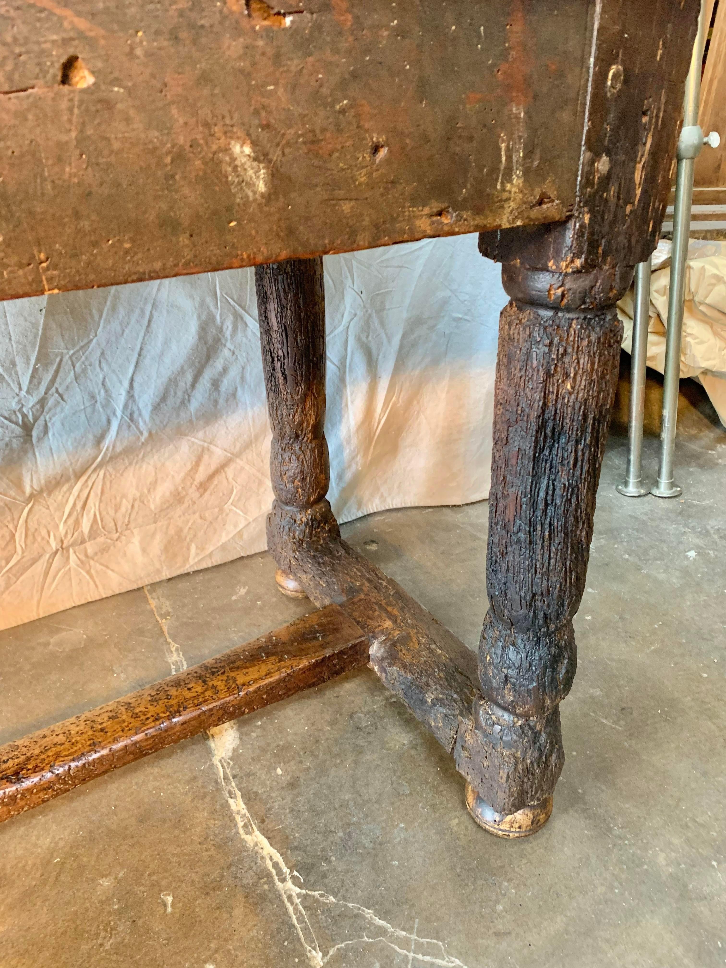 Late 1600s French Oak Table with Pullout Extension 7