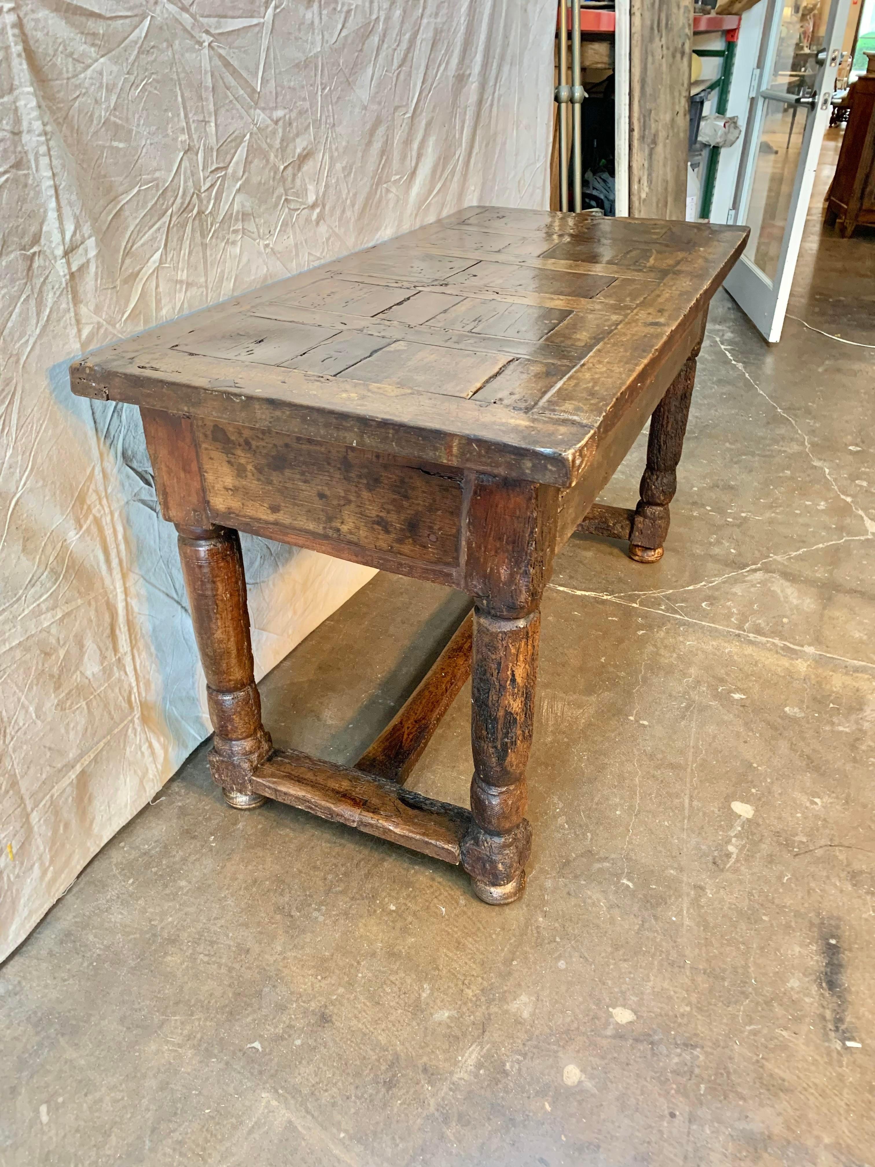 Late 1600s French Oak Table with Pullout Extension In Good Condition In Burton, TX