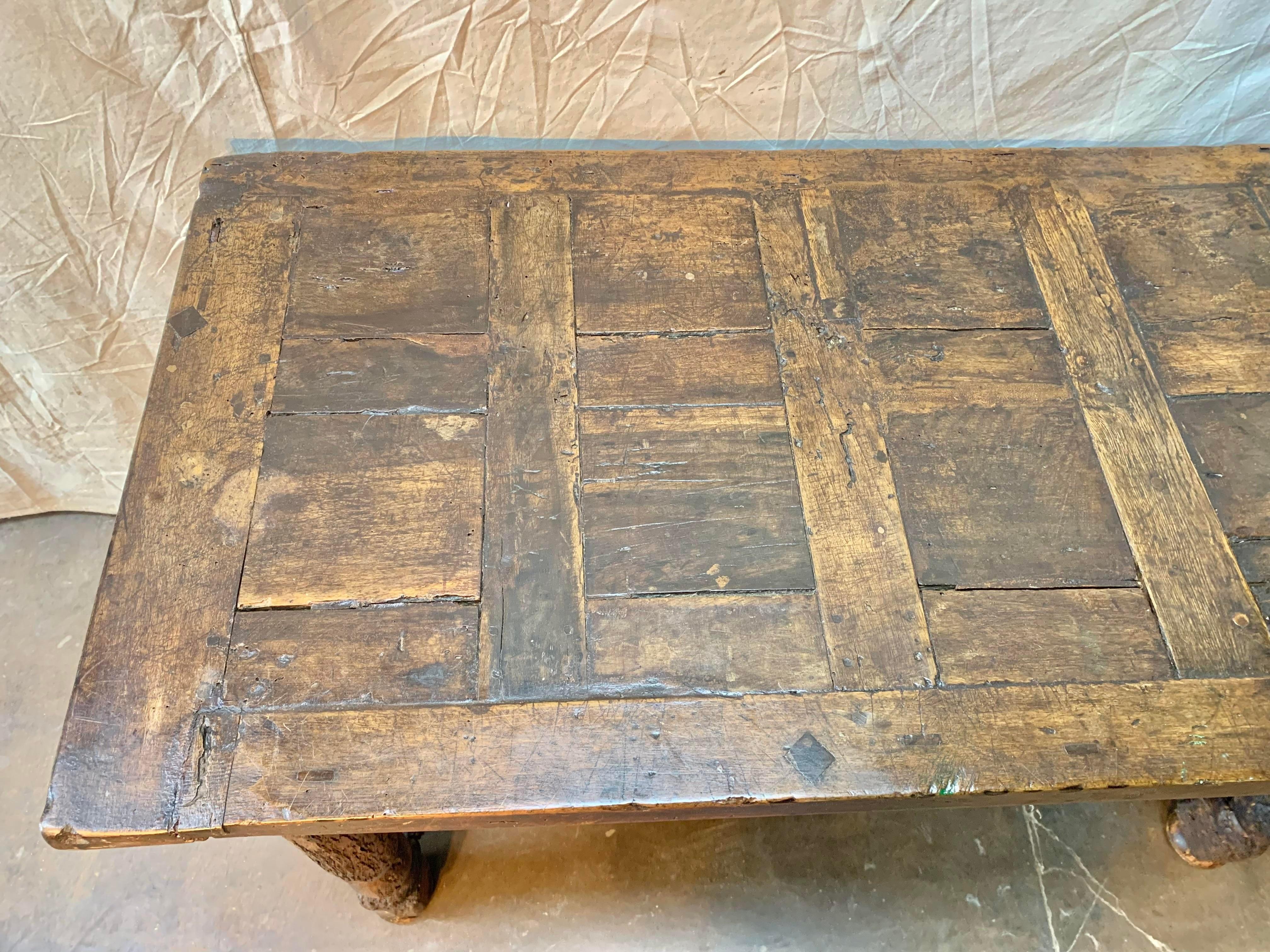 Late 1600s French Oak Table with Pullout Extension 1