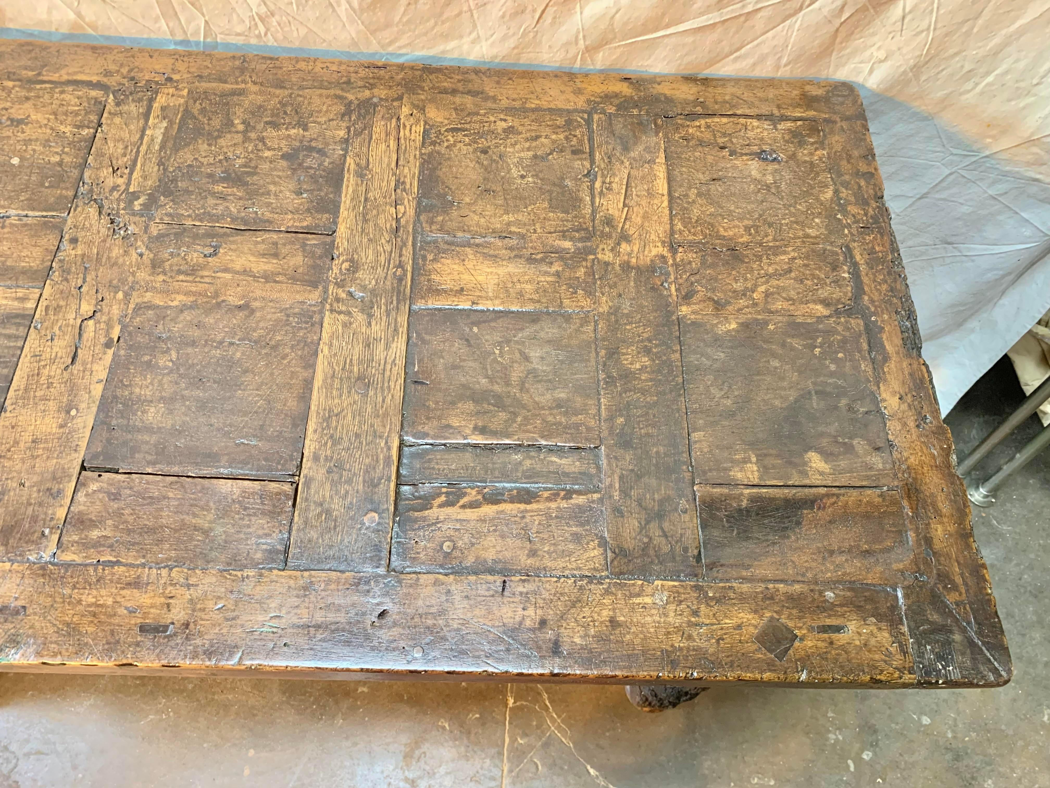 Late 1600s French Oak Table with Pullout Extension 2