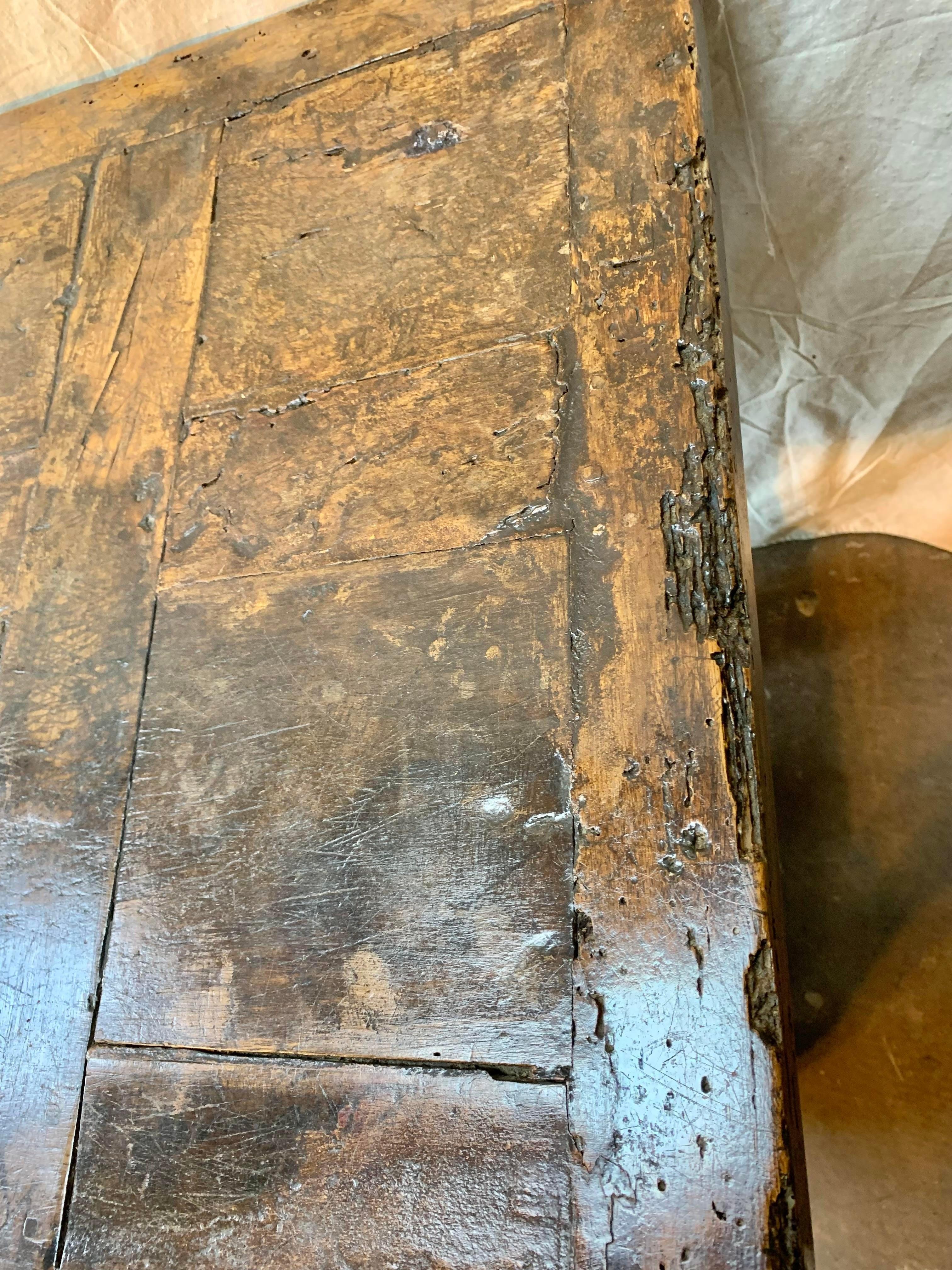 Late 1600s French Oak Table with Pullout Extension 4